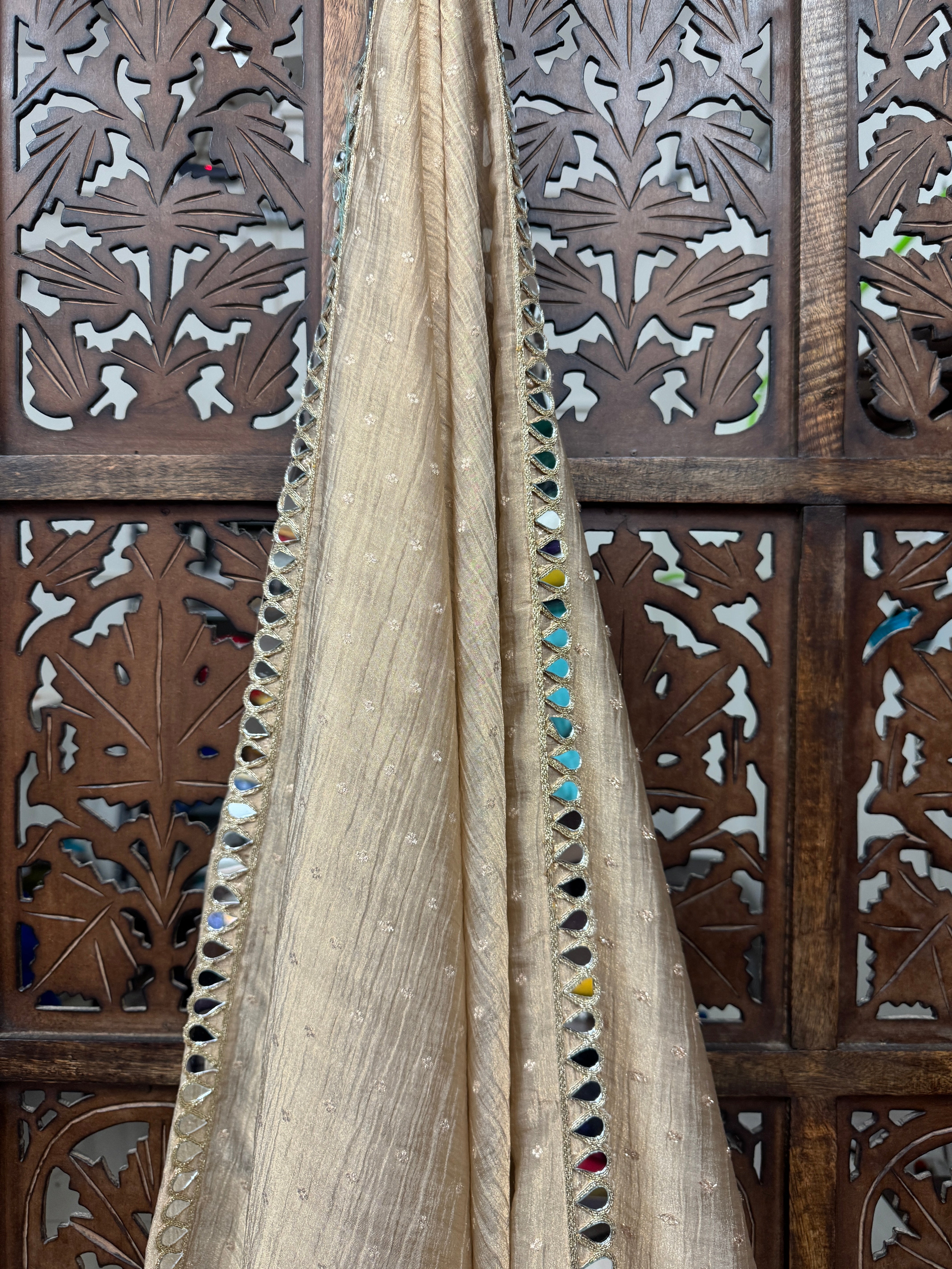 GOLDEN BANARASI CRUSH DUPPATA HANDMADEAHOLIC BY MISHKA