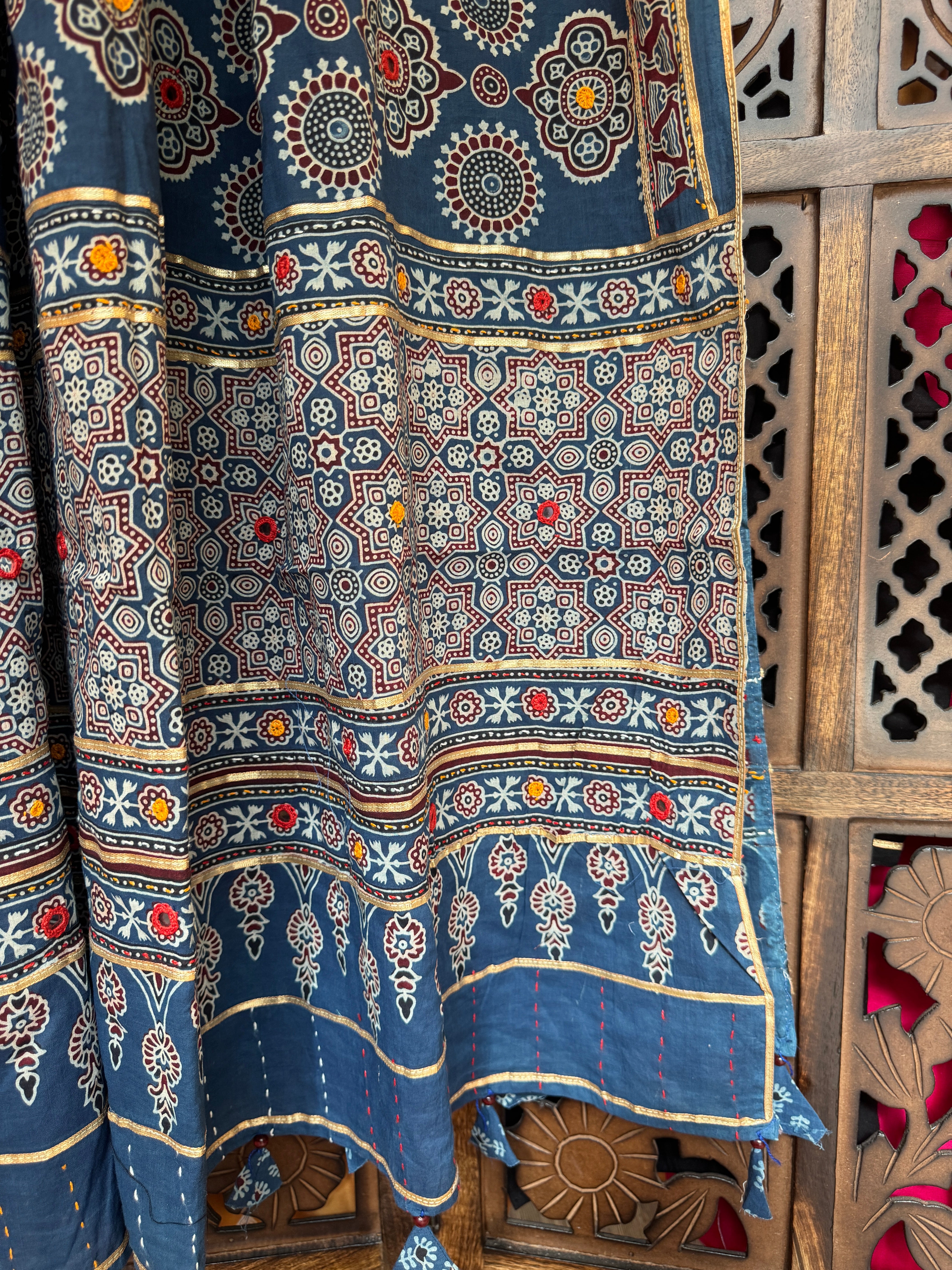 BLUE HANDCRAFTED AJARKH DUPATTA - 2 HANDMADEAHOLIC BY MISHKA