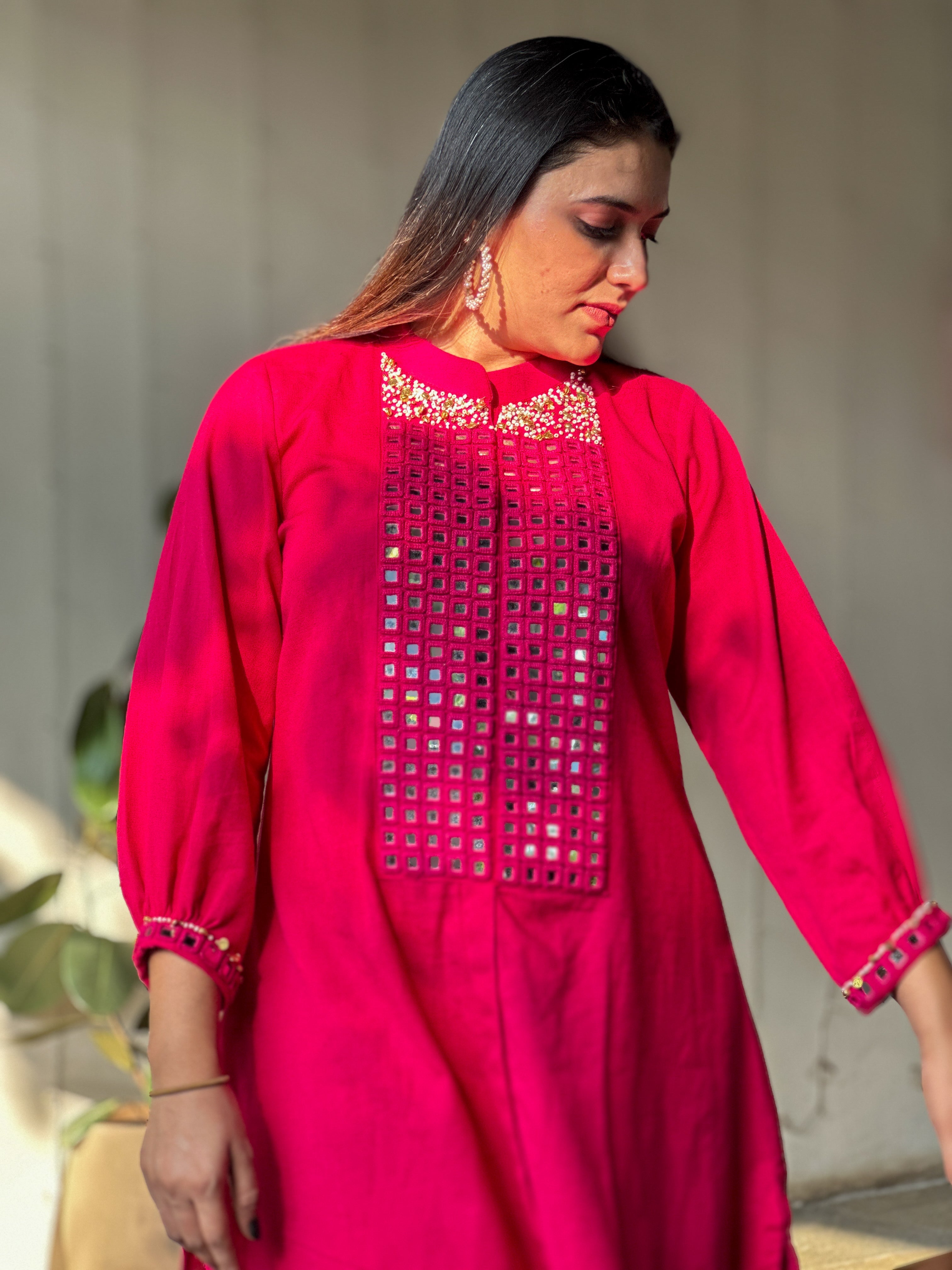 Fuschia Muse Hand-Woven Cotton Kurta Set with Linear Mirror Artistry-AABHALA COLLECTION HANDMADEAHOLIC BY MISHKA