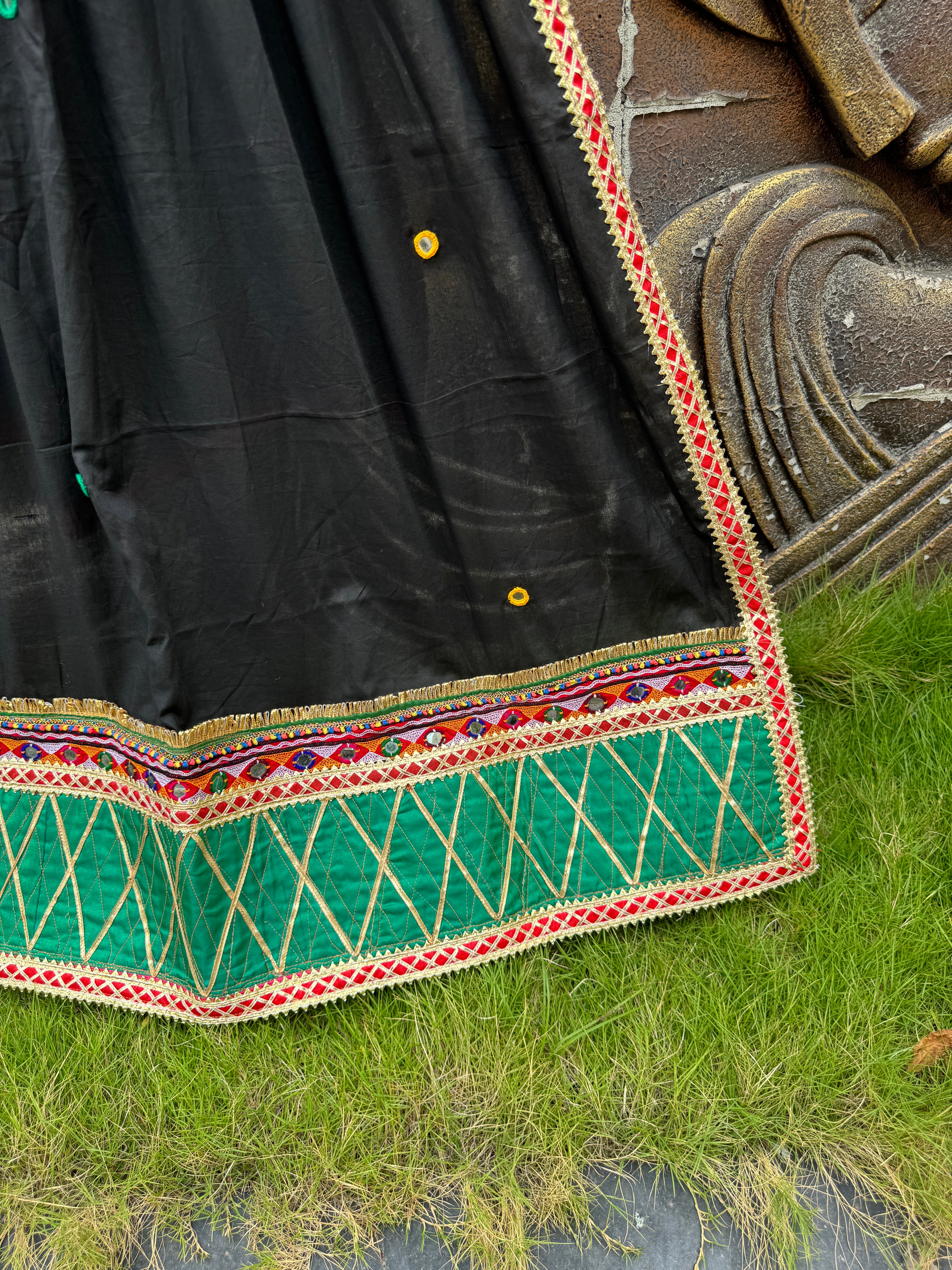 Classic Black Varajana Dupatta HANDMADEAHOLIC BY MISHKA
