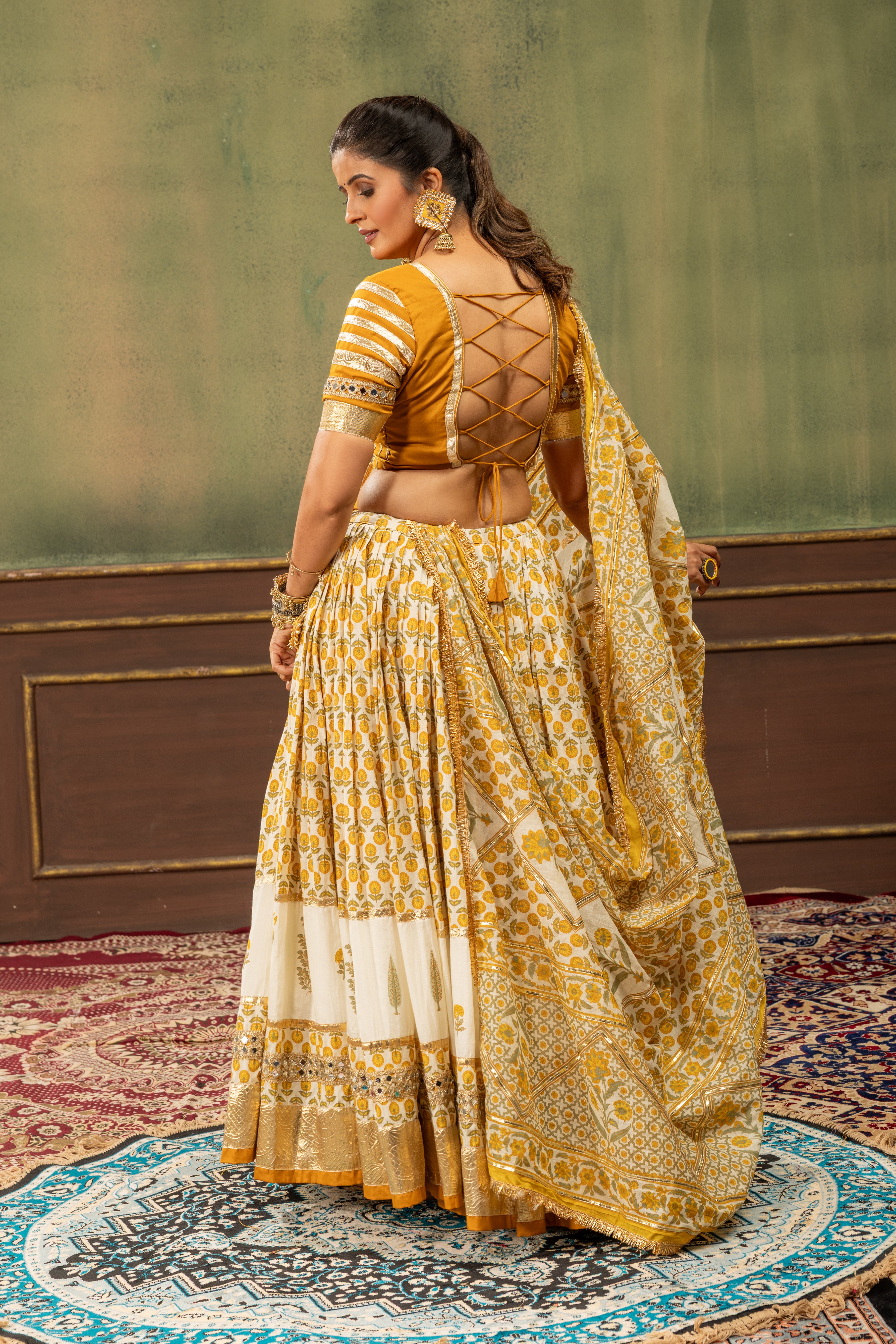 Kesudo Choli Raas'26