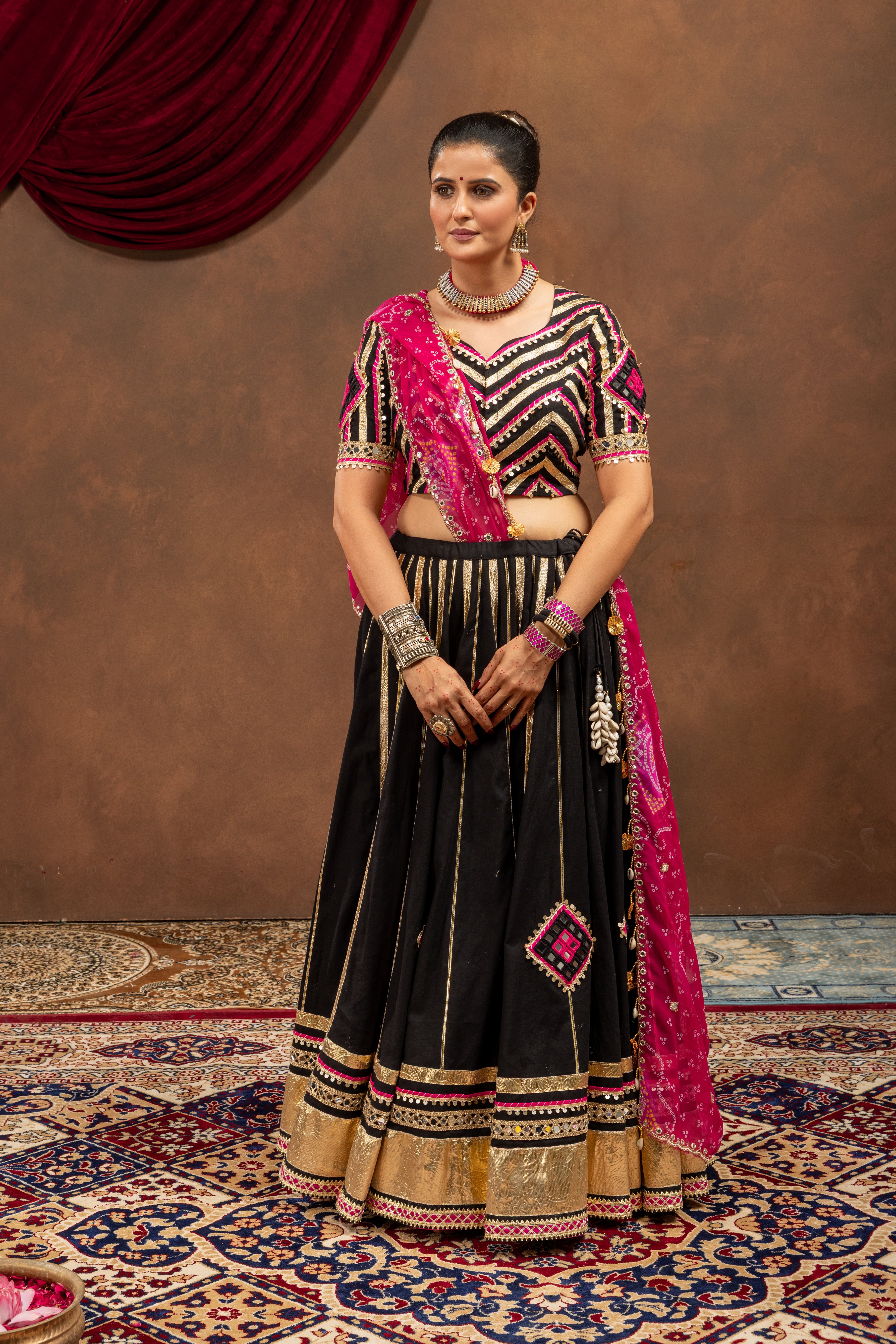 Navli Choli Raas'26