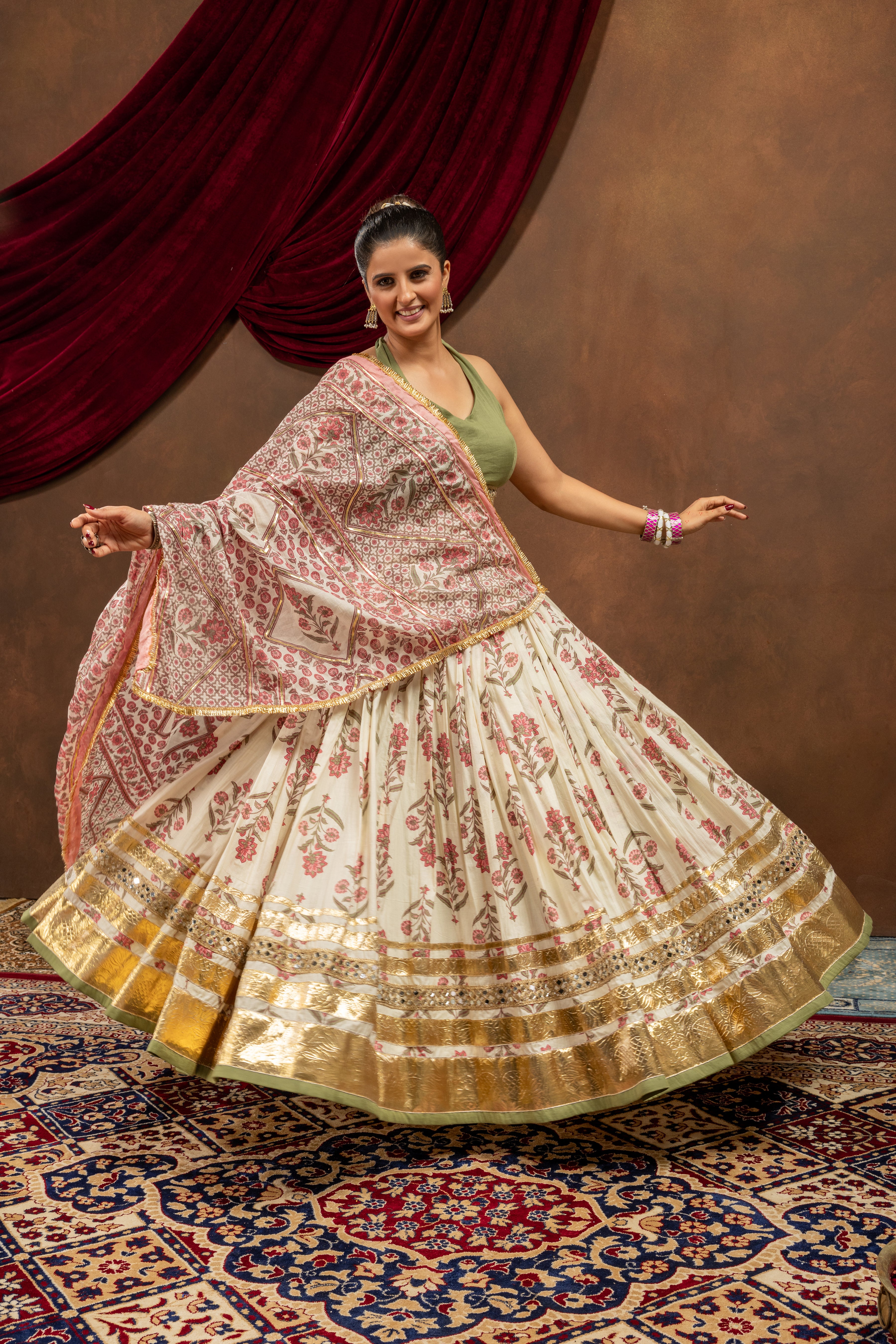 Kasumbi Choli Raas'26