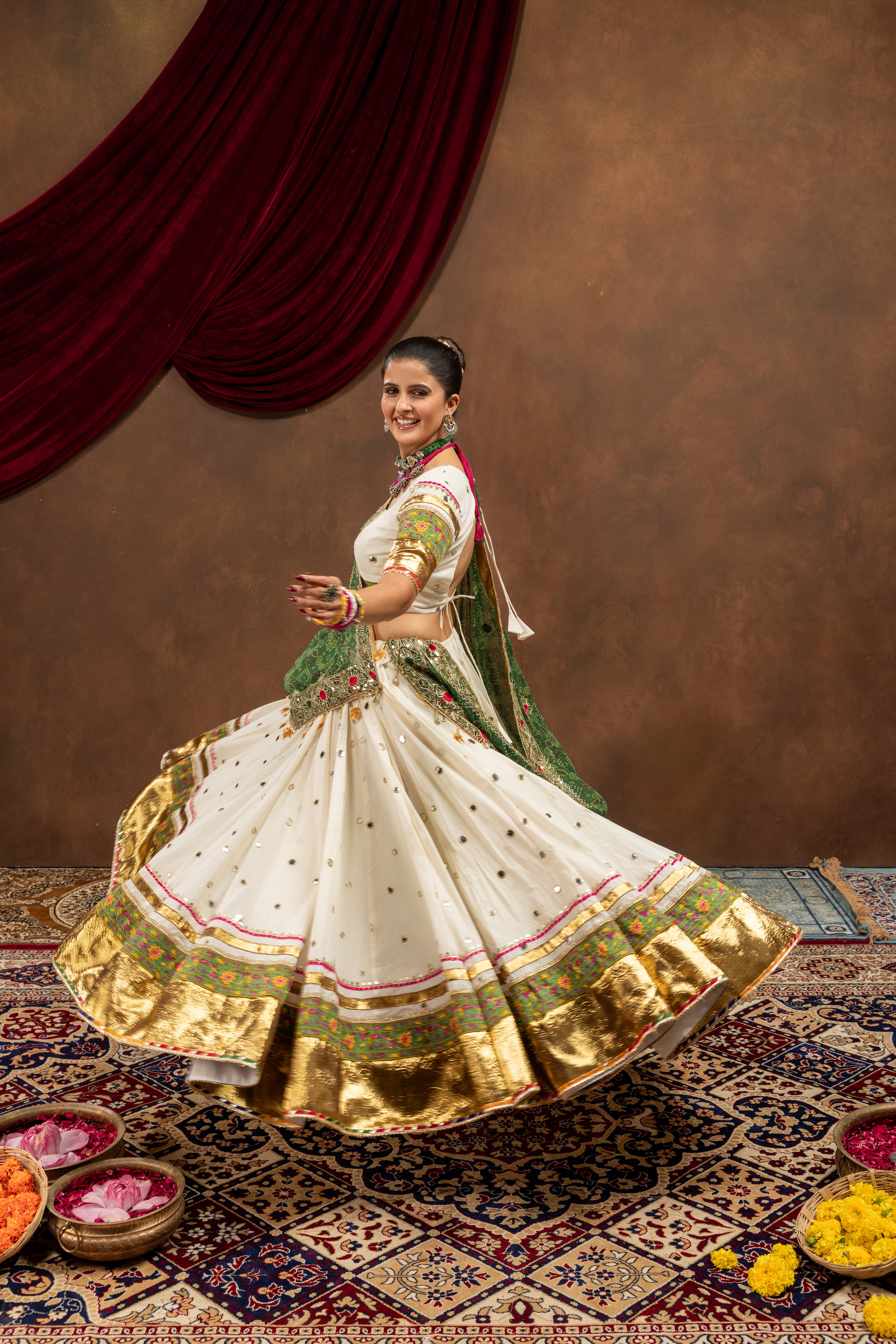 Aabhala Choli Raas'26
