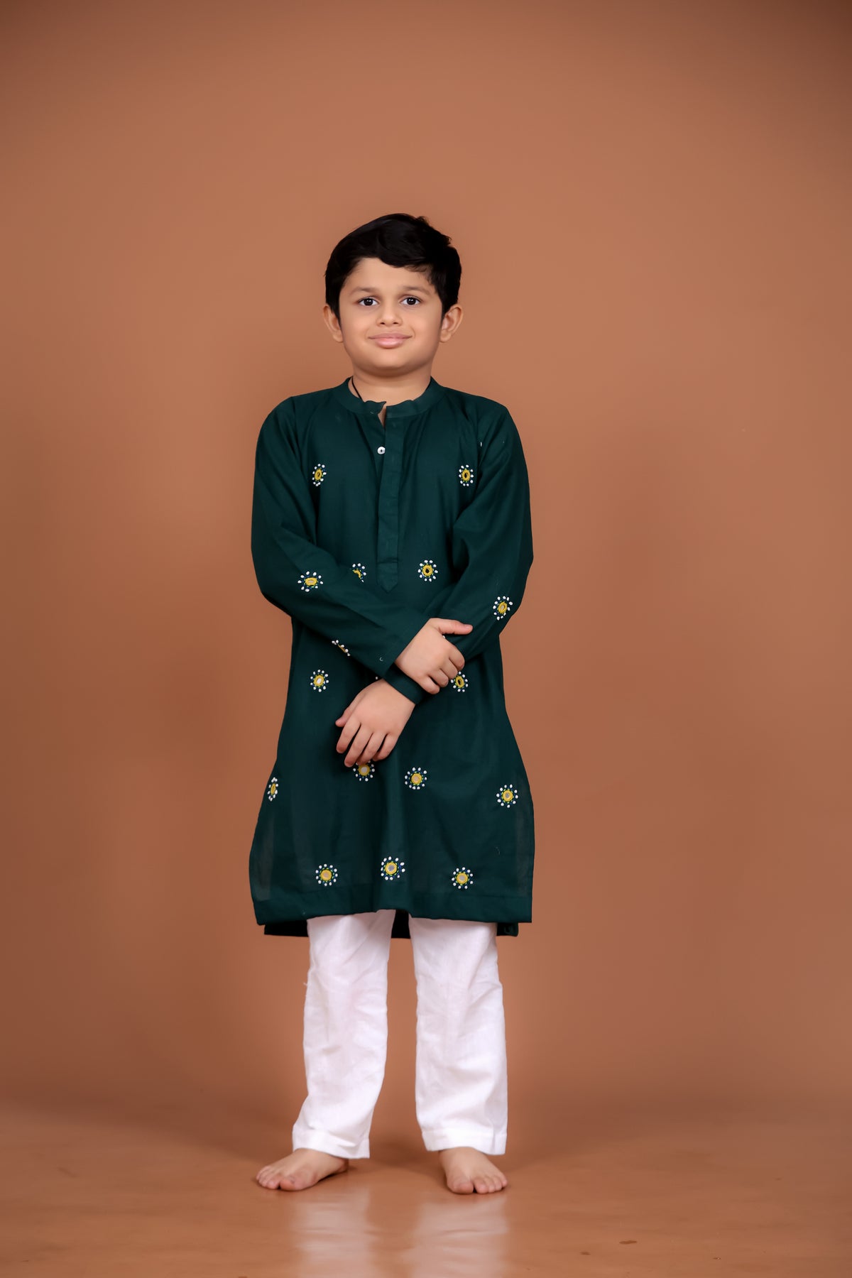 KANUDO BOYS KURTA RAAS'26