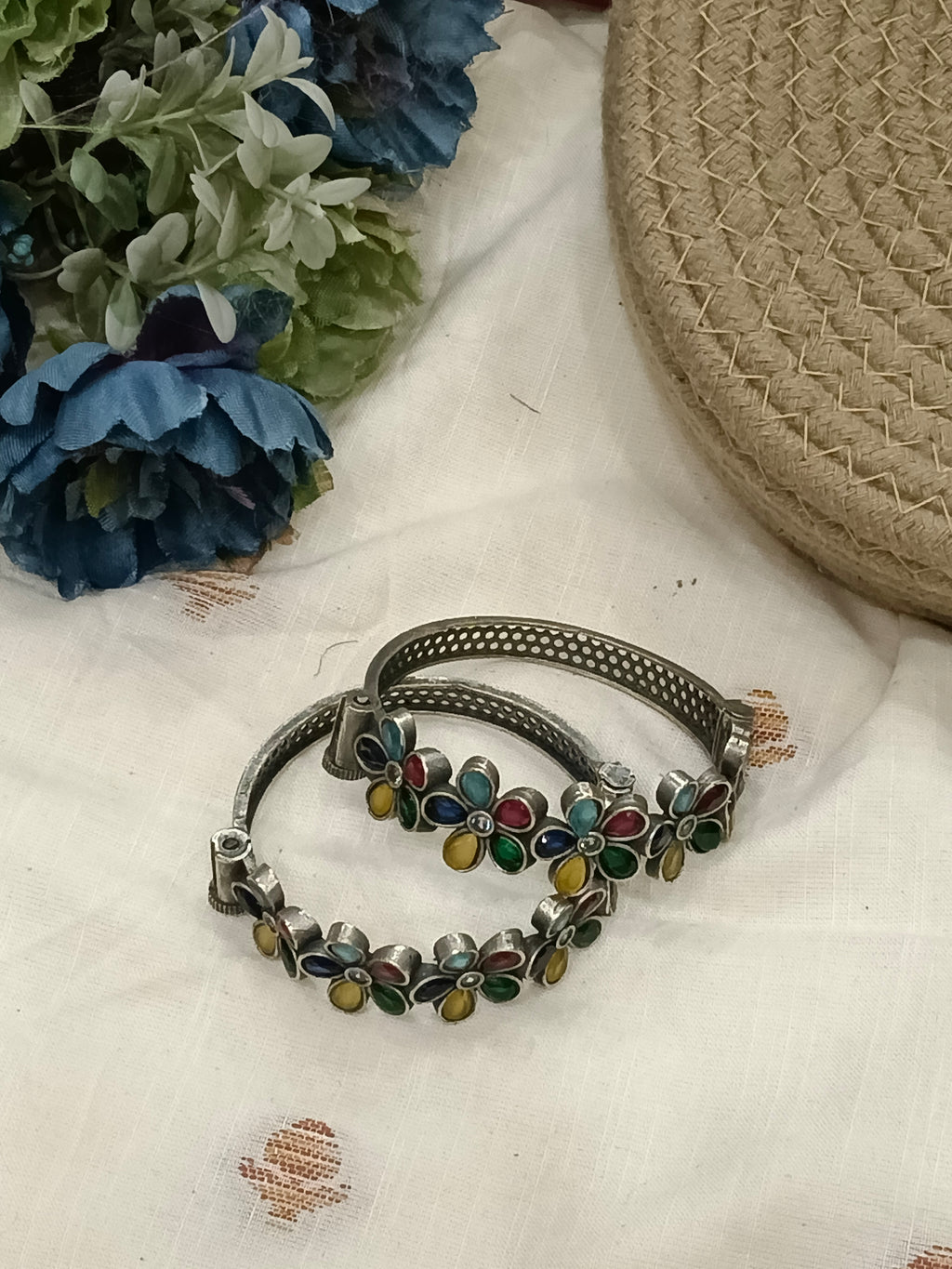 Tavisha German Silver Kada