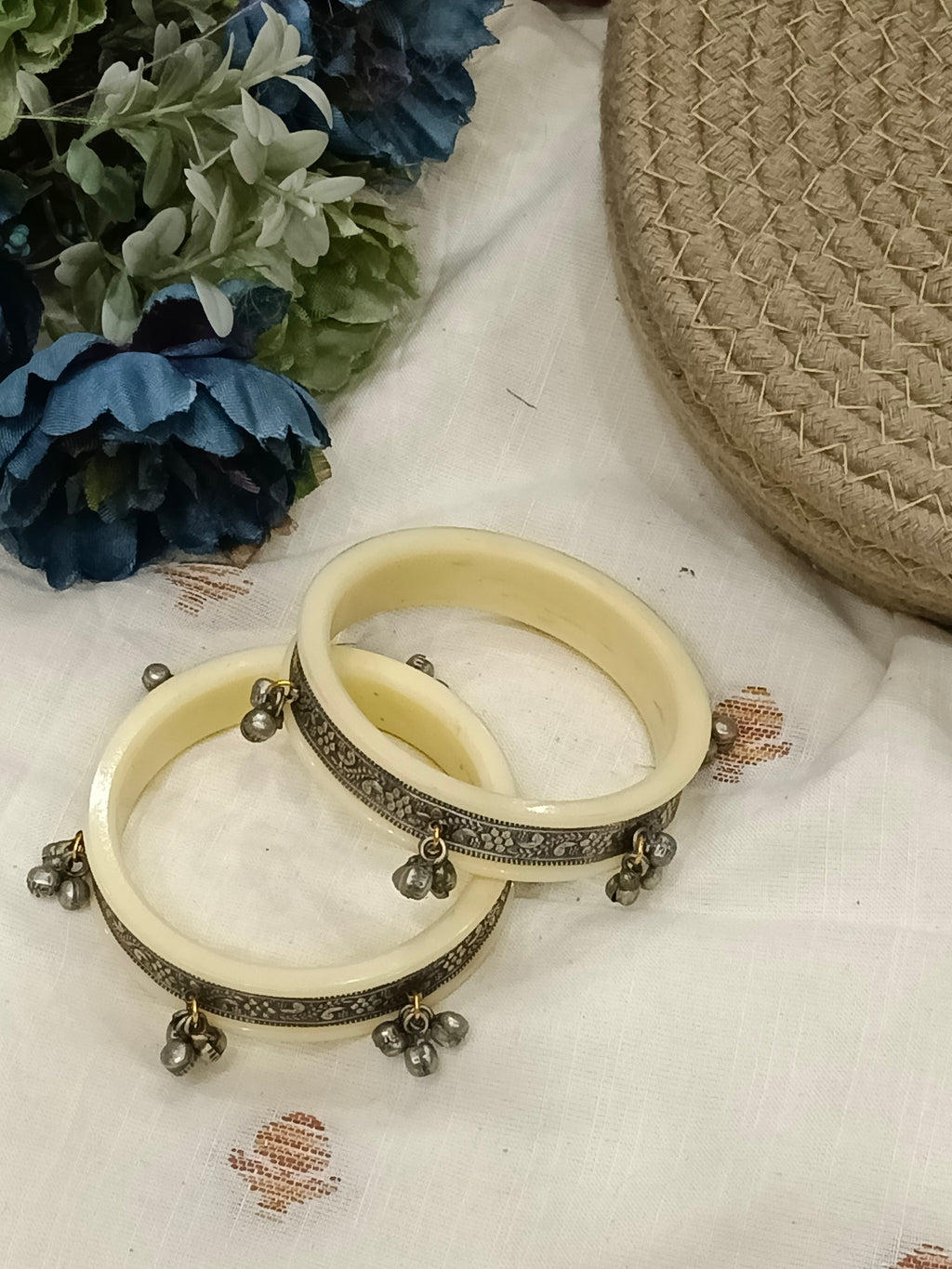 Heer Off White German Silver Bangles