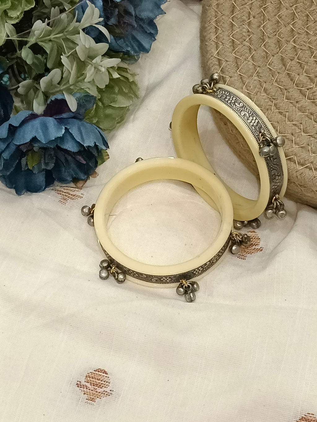 Heer Off White German Silver Bangles