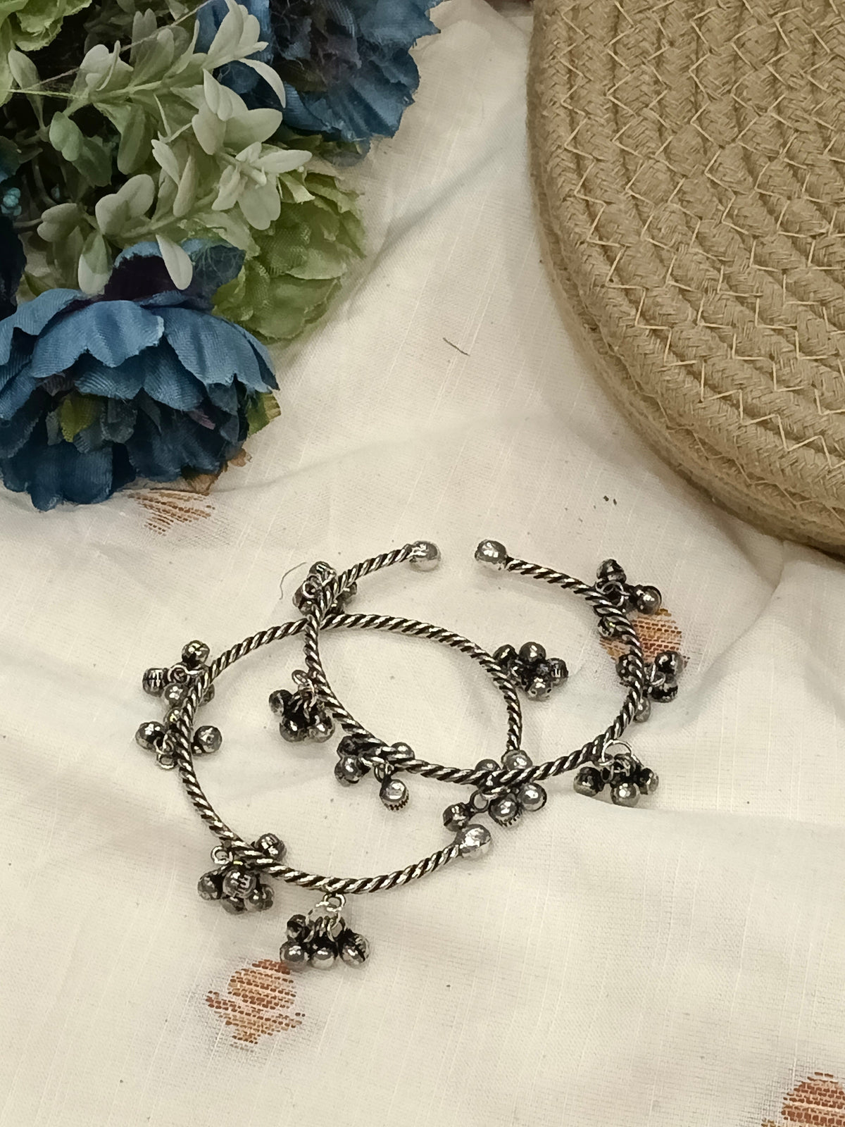 Rumzum German Silver Kada