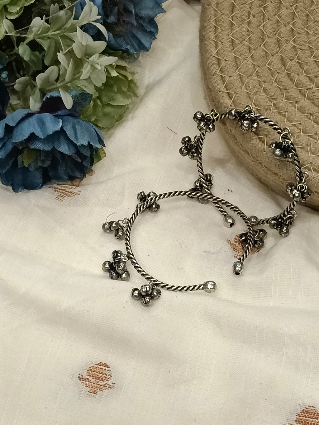 Rumzum German Silver Kada