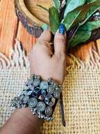 BLACK MIRROR AND GINNI HAND CUFFS HANDMADEAHOLIC BY MISHKA