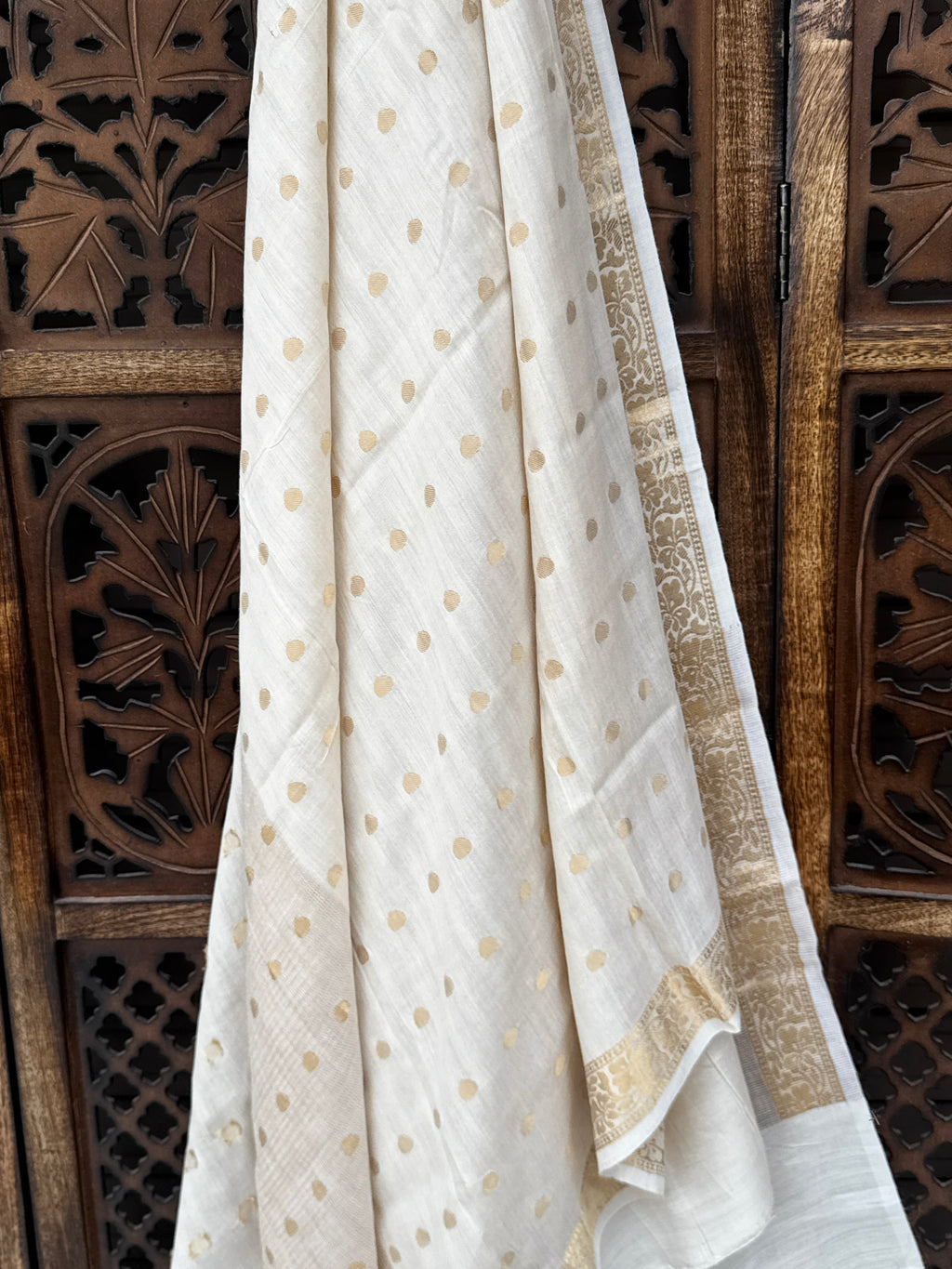 Handwoven Munga Silk Dupatta with Zari Butti & Ornate Borders