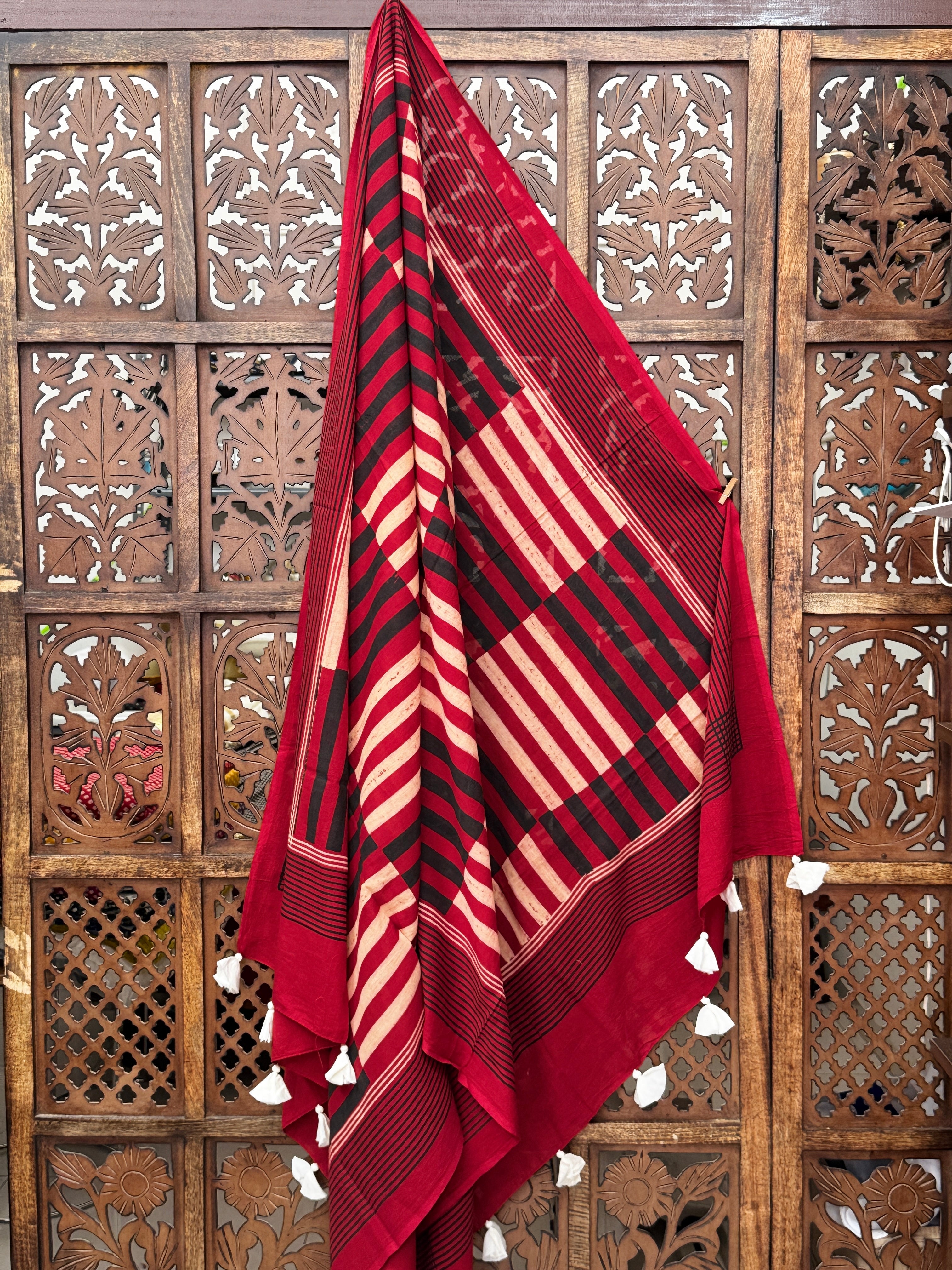 HANDBLOCK PRINTED COTTON AJRAKH DUPATTA