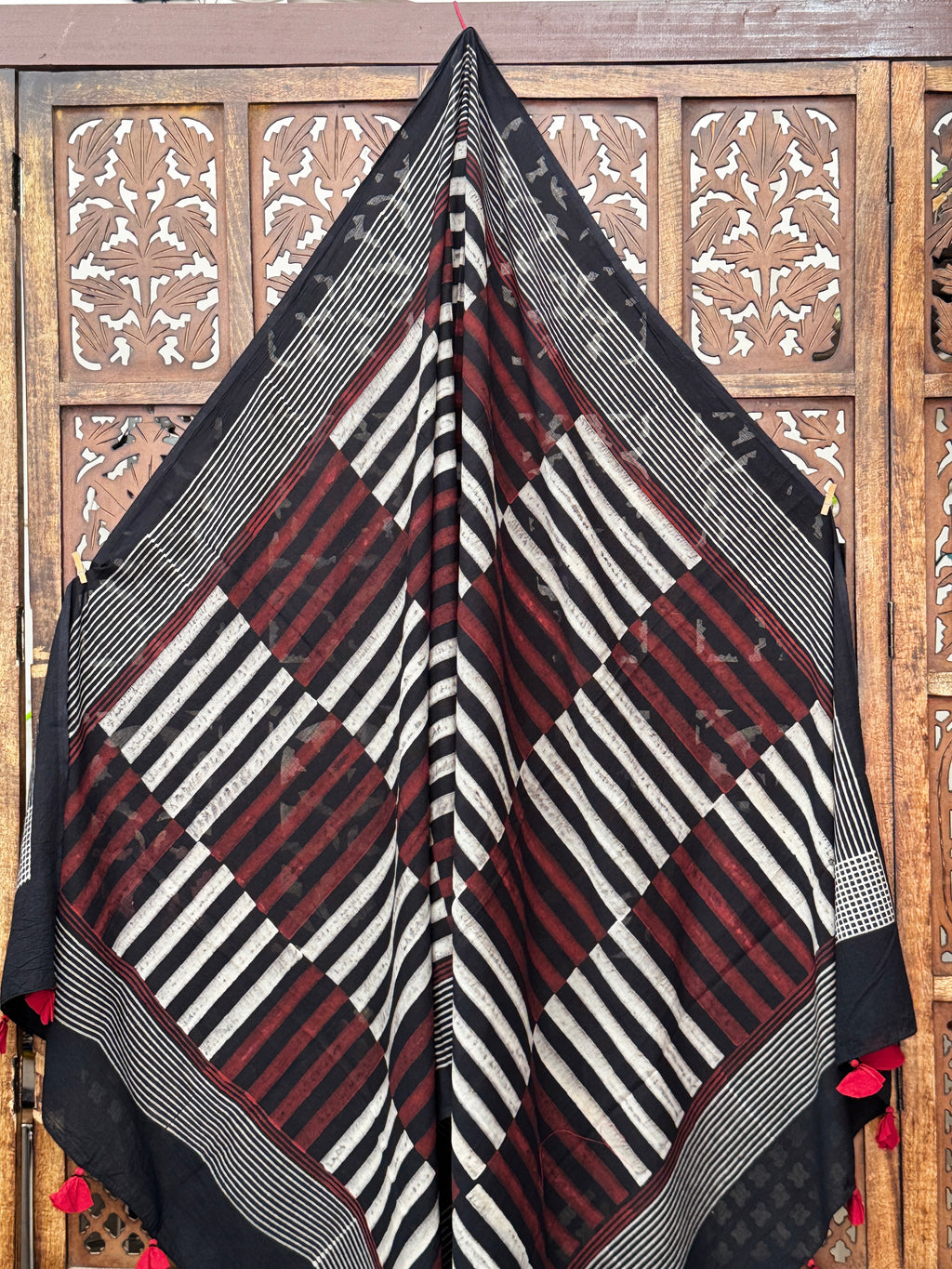 HANDBLOCK PRINTED COTTON AJRAKH DUPATTA