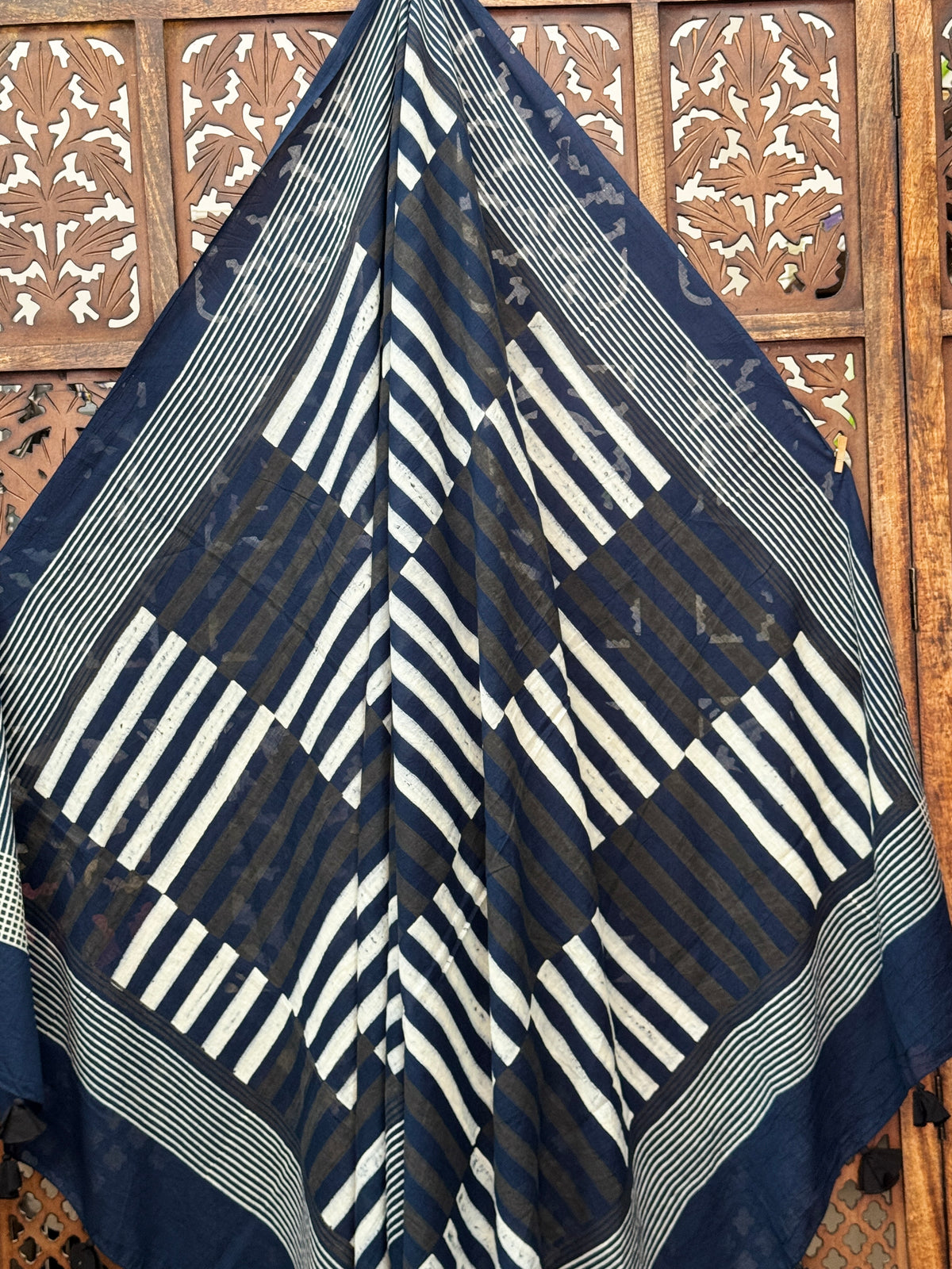 HANDBLOCK PRINTED COTTON AJRAKH DUPATTA