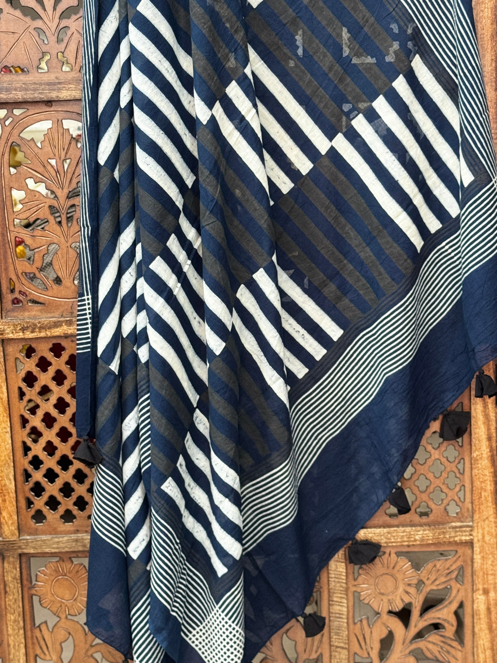 HANDBLOCK PRINTED COTTON AJRAKH DUPATTA