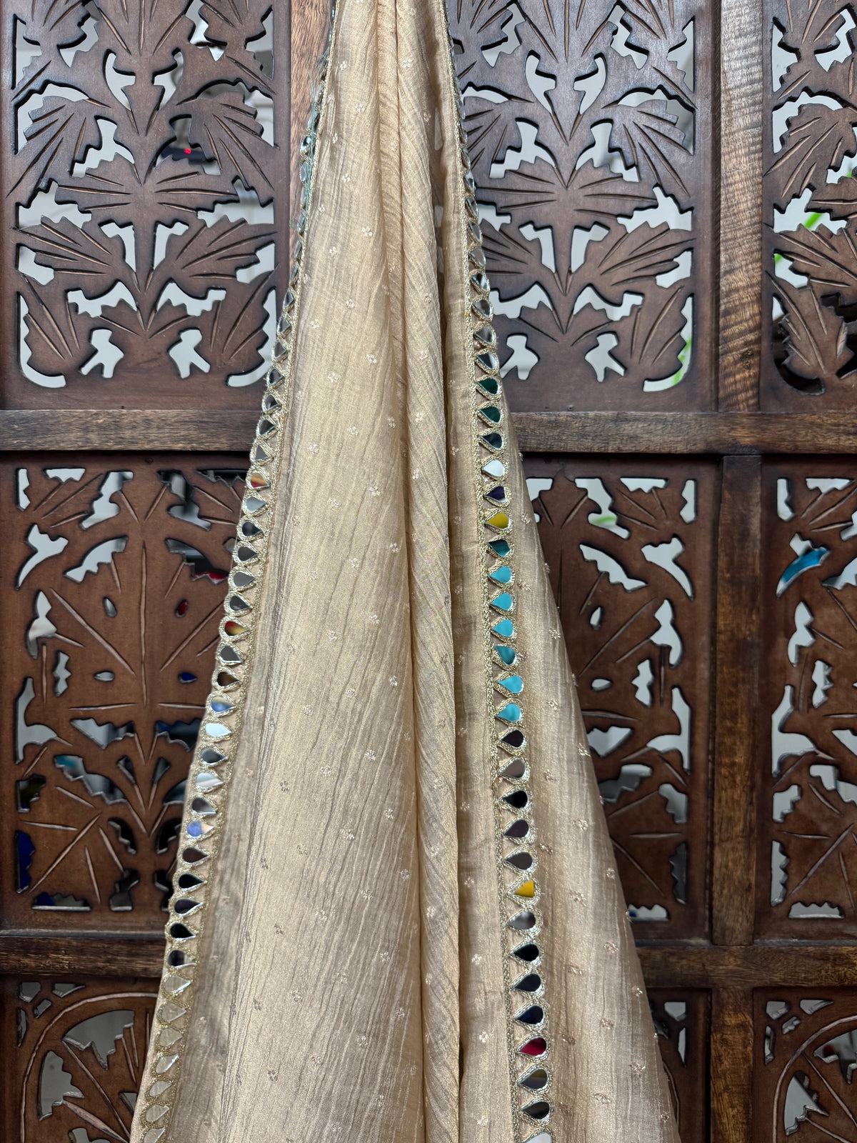 GOLDEN BANARASI CRUSH DUPPATA HANDMADEAHOLIC BY MISHKA