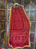 MAROON BANDHANI DUPATTA WITH GAMTHI LACE HANDMADEAHOLIC BY MISHKA