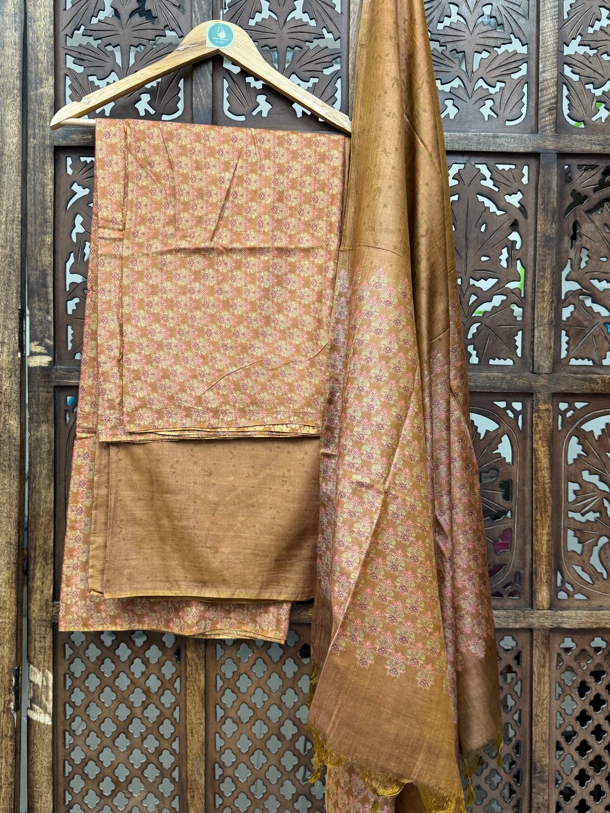 METALIC GOLD HEAVY COTTON SILK SUIT HANDMADEAHOLIC BY MISHKA