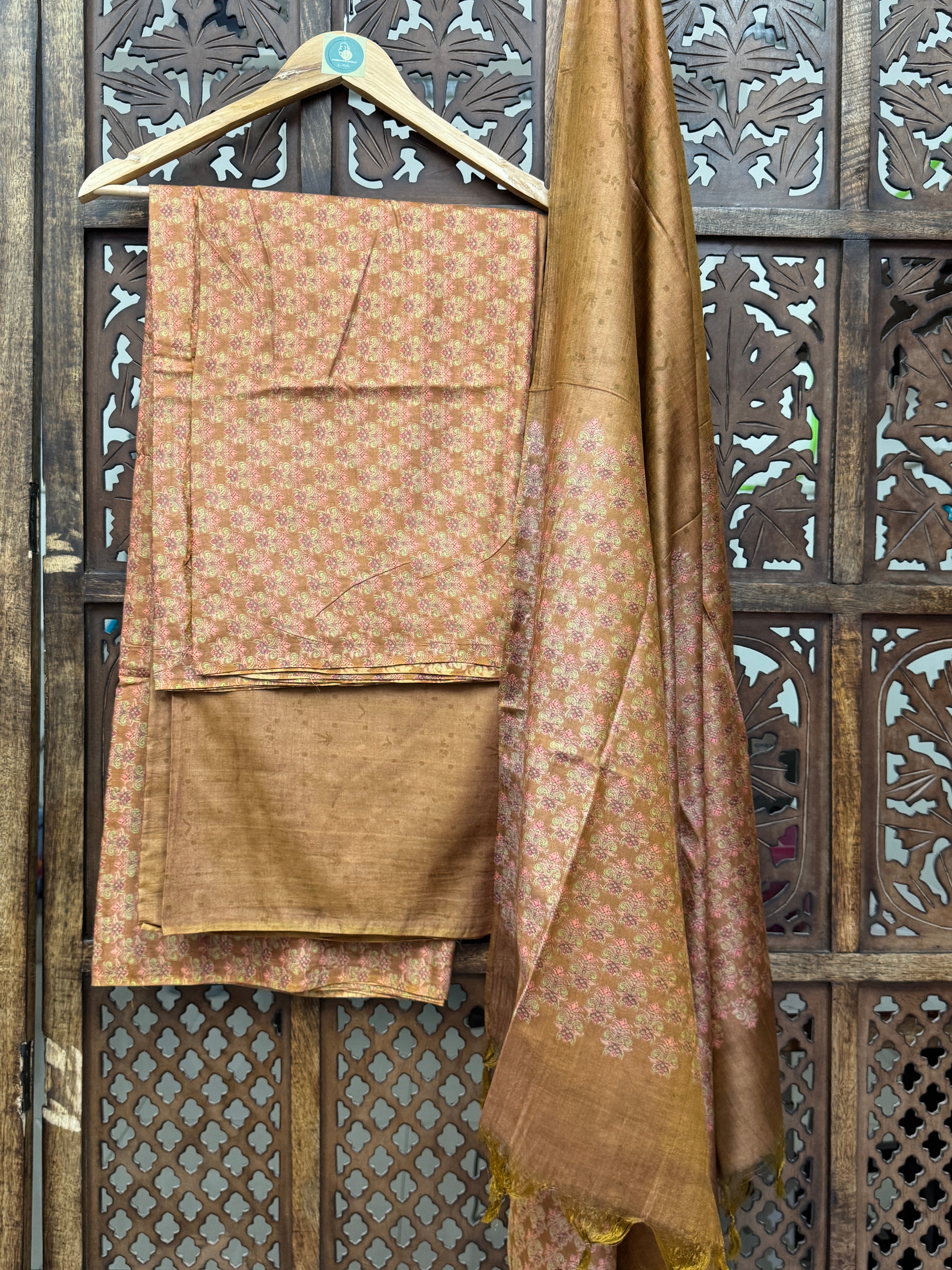 METALIC GOLD HEAVY COTTON SILK SUIT HANDMADEAHOLIC BY MISHKA