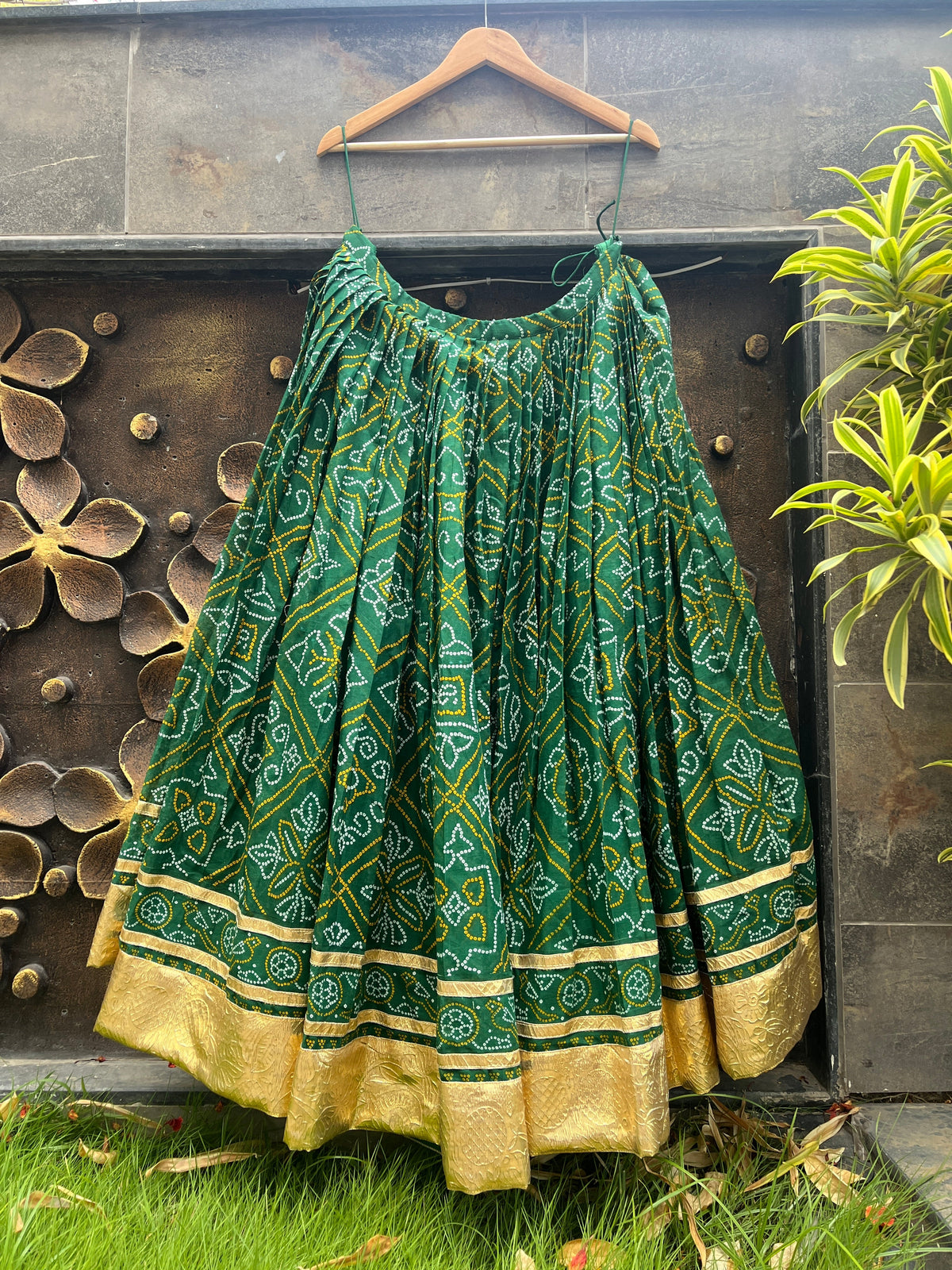 GREEN BANDHANI SKIRT HANDMADEAHOLIC BY MISHKA