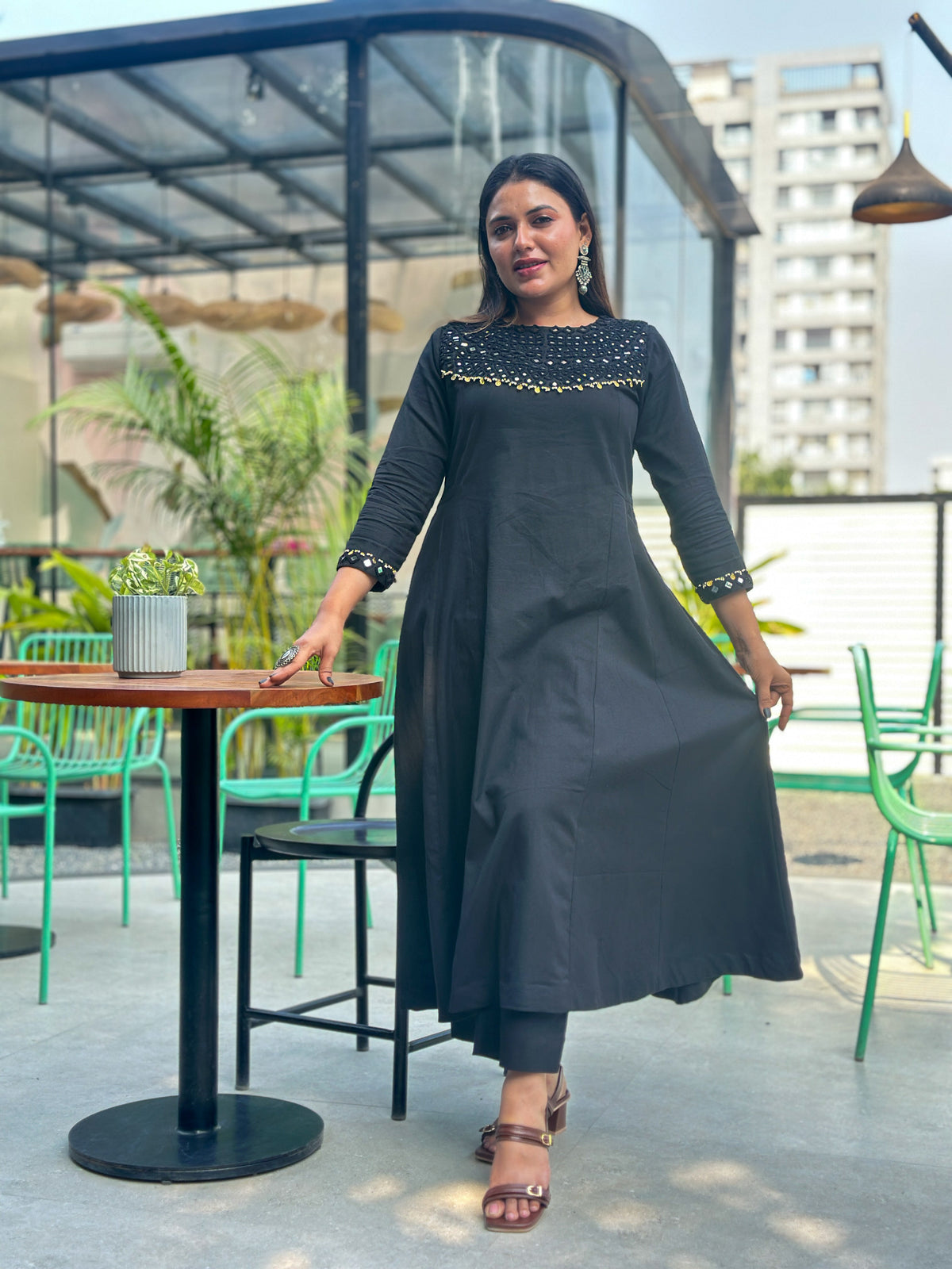 Midnight Mirror Hand-Woven Cotton Kurta & Straight Pant Set - AABHALA COLLECTION HANDMADEAHOLIC BY MISHKA