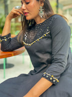 Midnight Mirror Hand-Woven Cotton Kurta & Straight Pant Set - AABHALA COLLECTION HANDMADEAHOLIC BY MISHKA