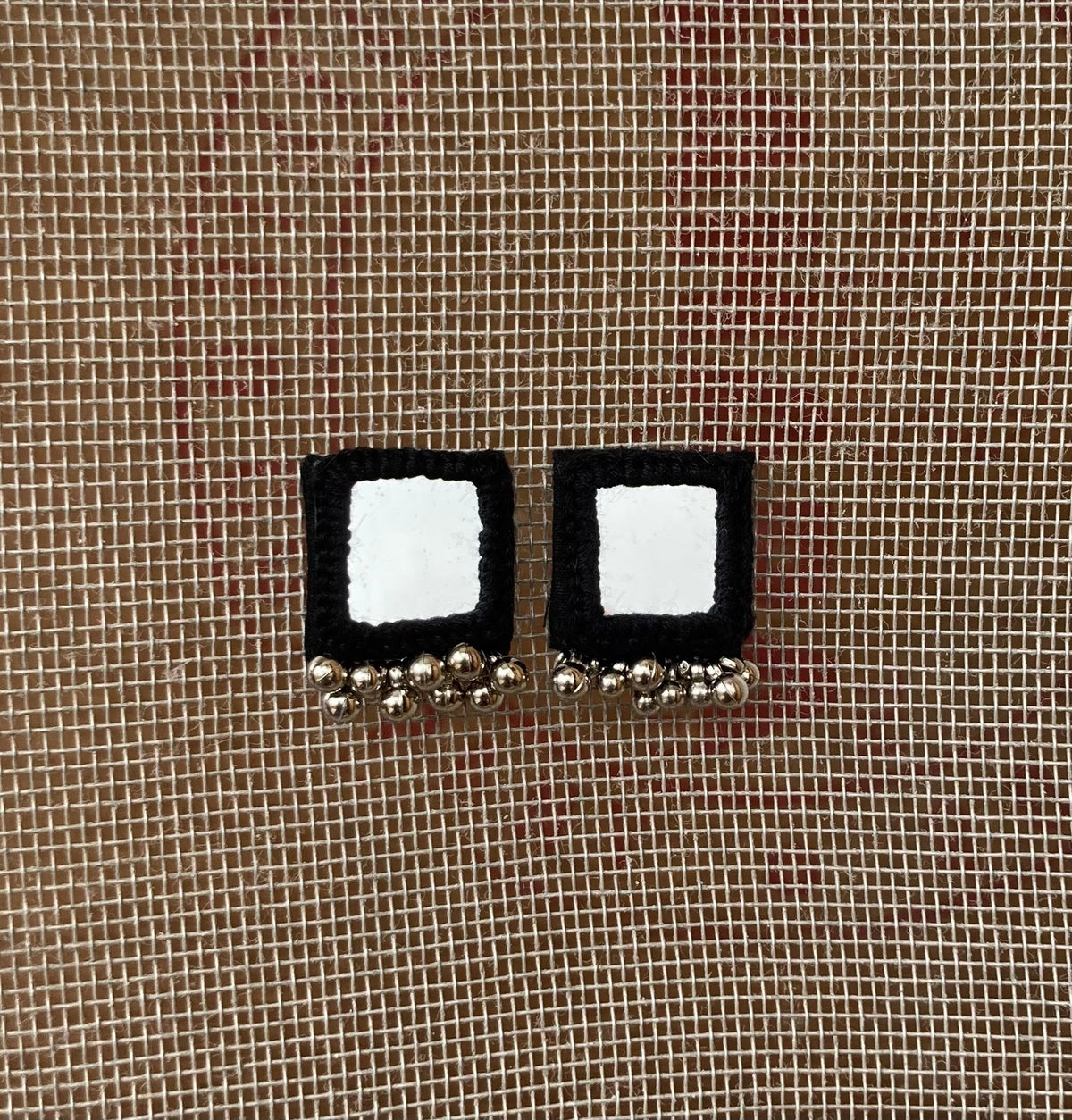 BLACK MIRROR STUD HANDMADEAHOLIC BY MISHKA