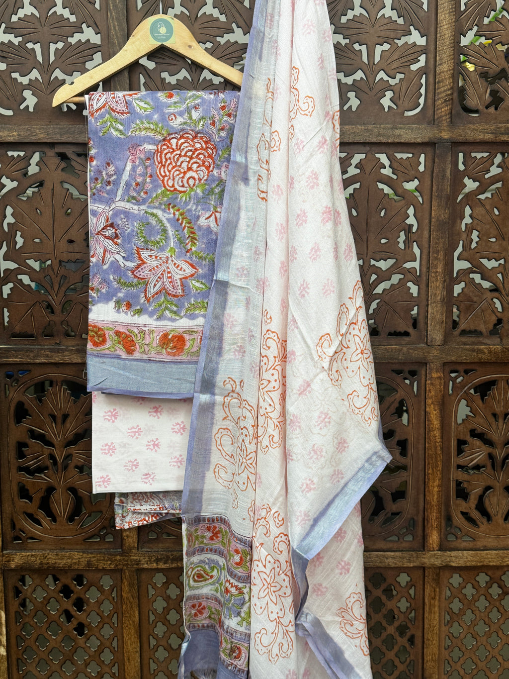 LINEN HANDBLOCK SUIT