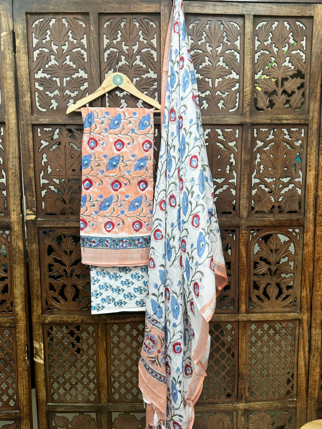 LINEN HANDBLOCK SUIT