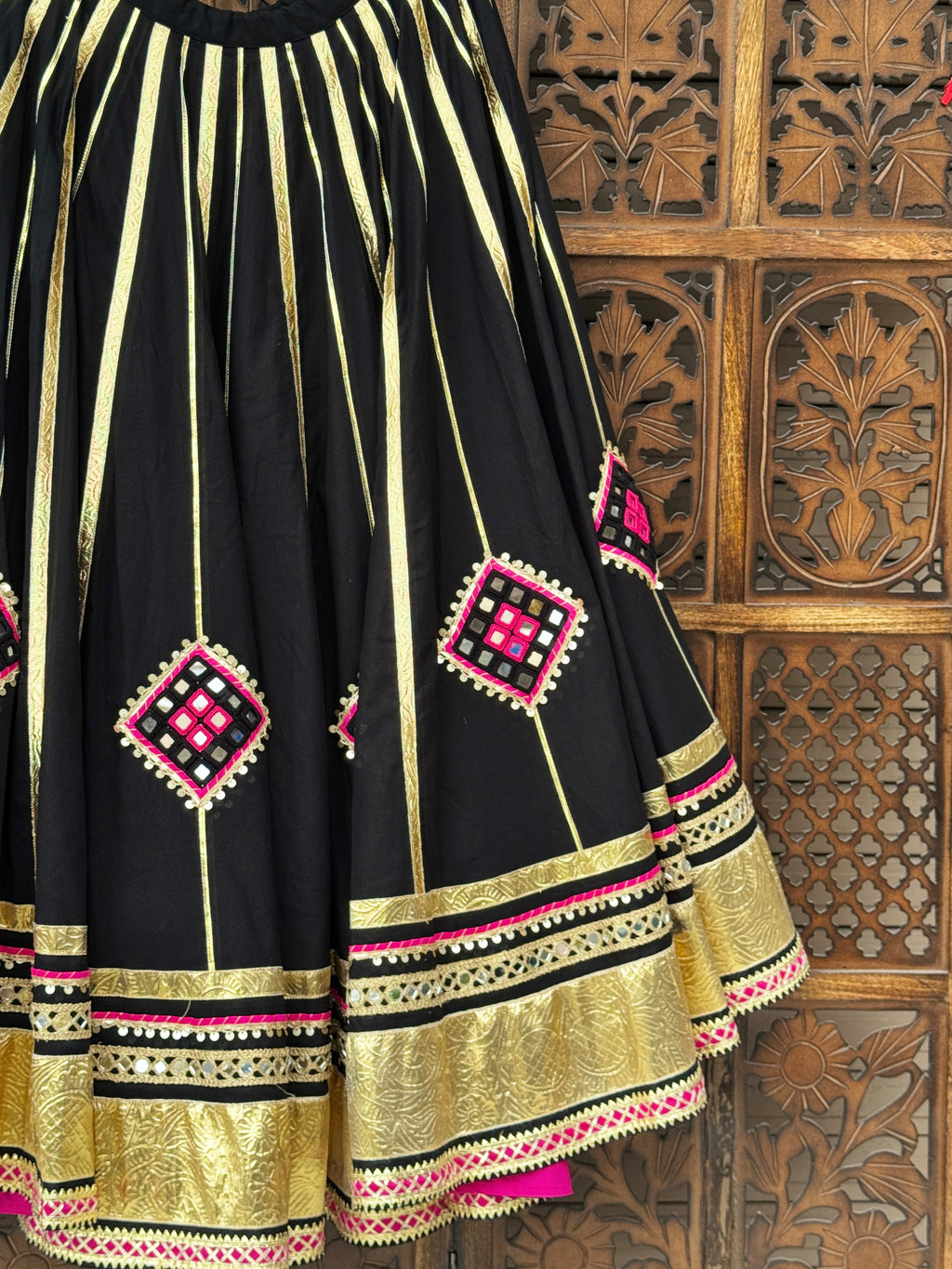 Navli Skirt Raas'26