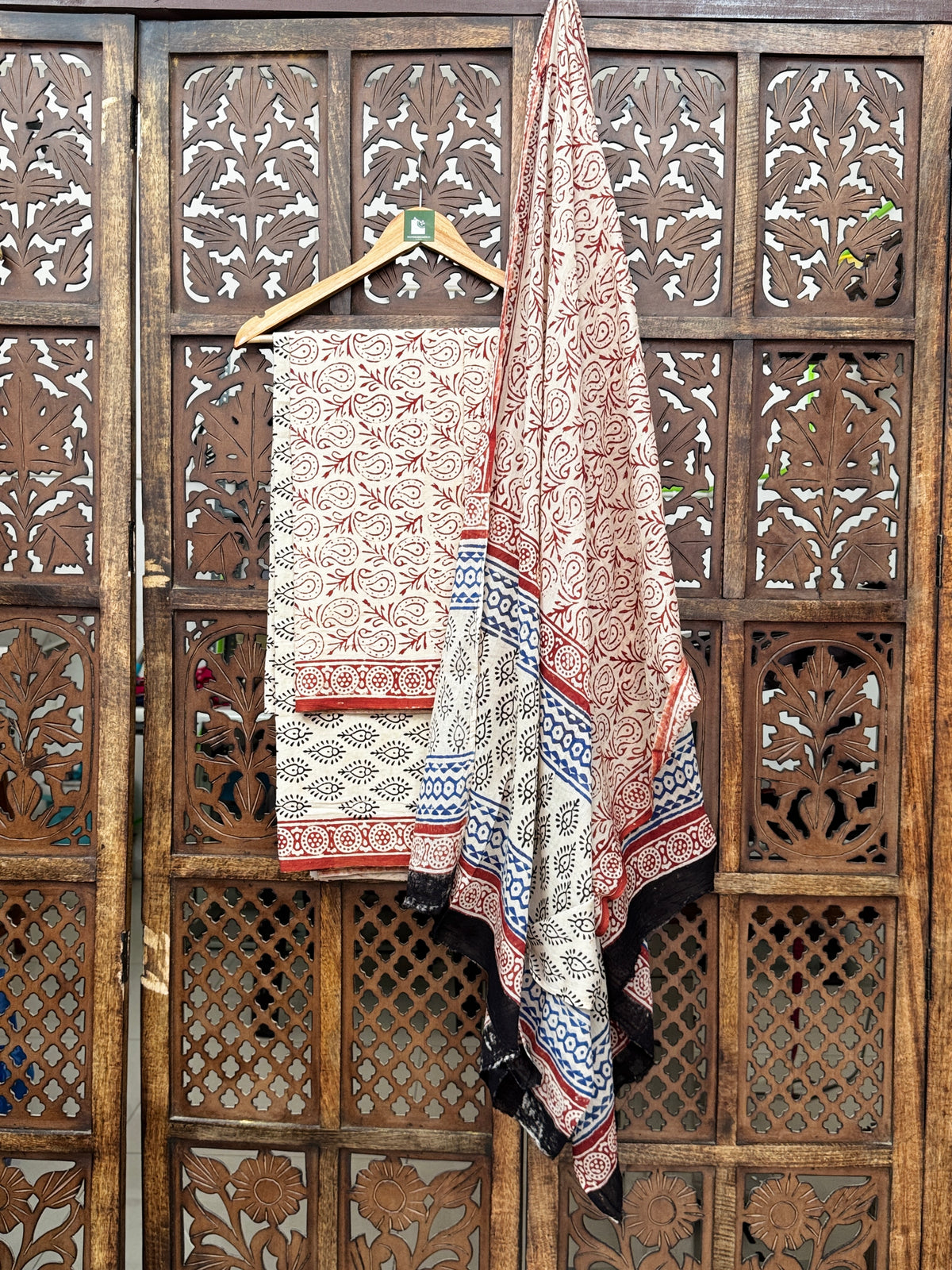 HANDBLOCK COTTON UNSTITCHED SUIT WITH COTTON DUPATTA