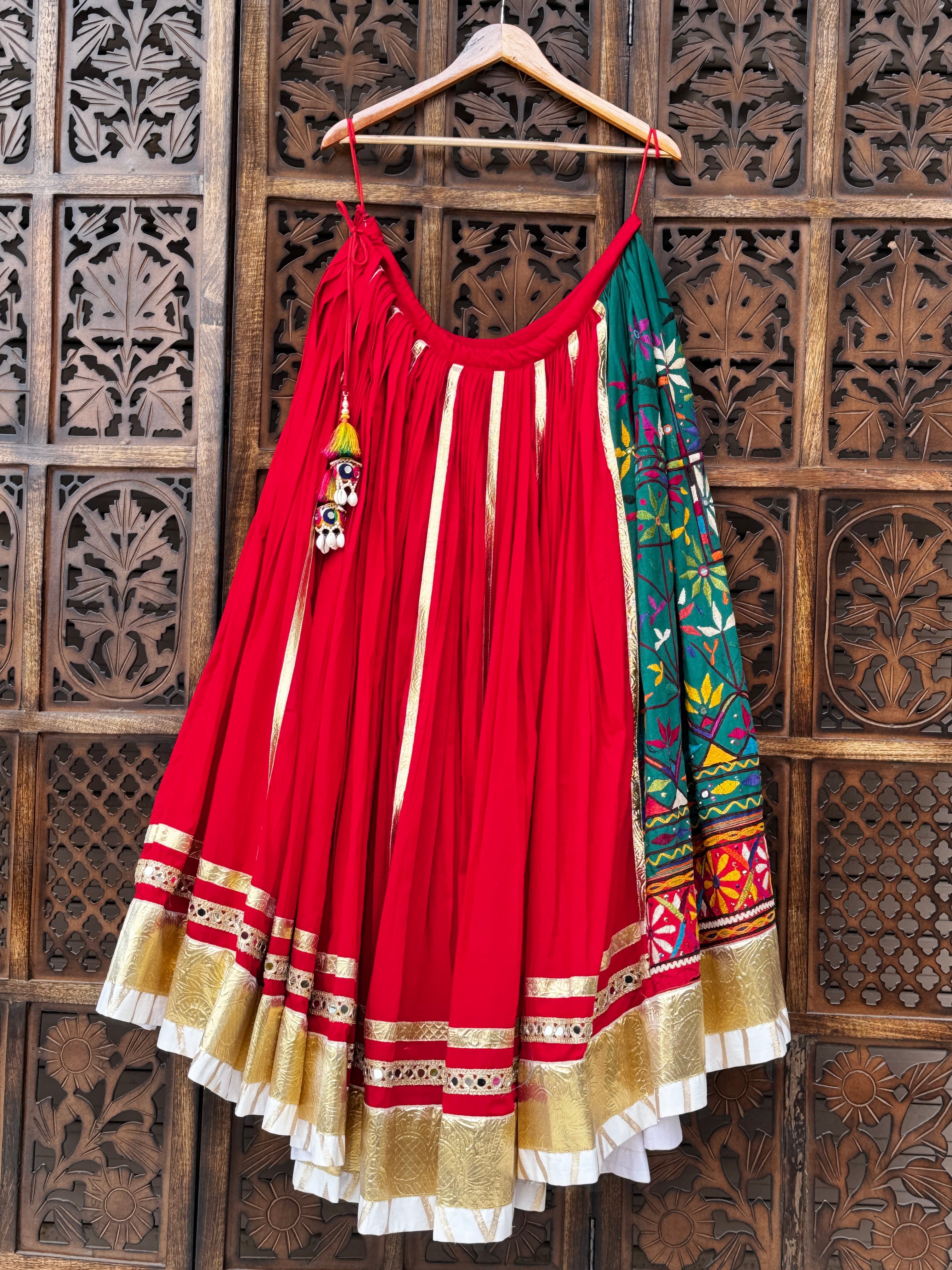 Meera Skirt Raas'26