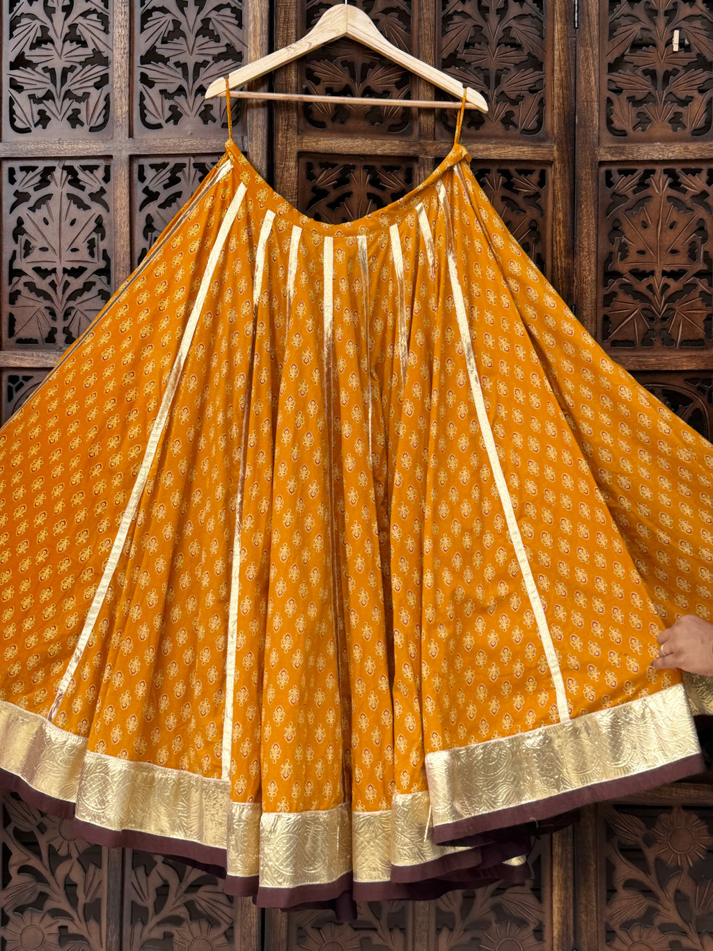 Mustard Skirt Raas'26