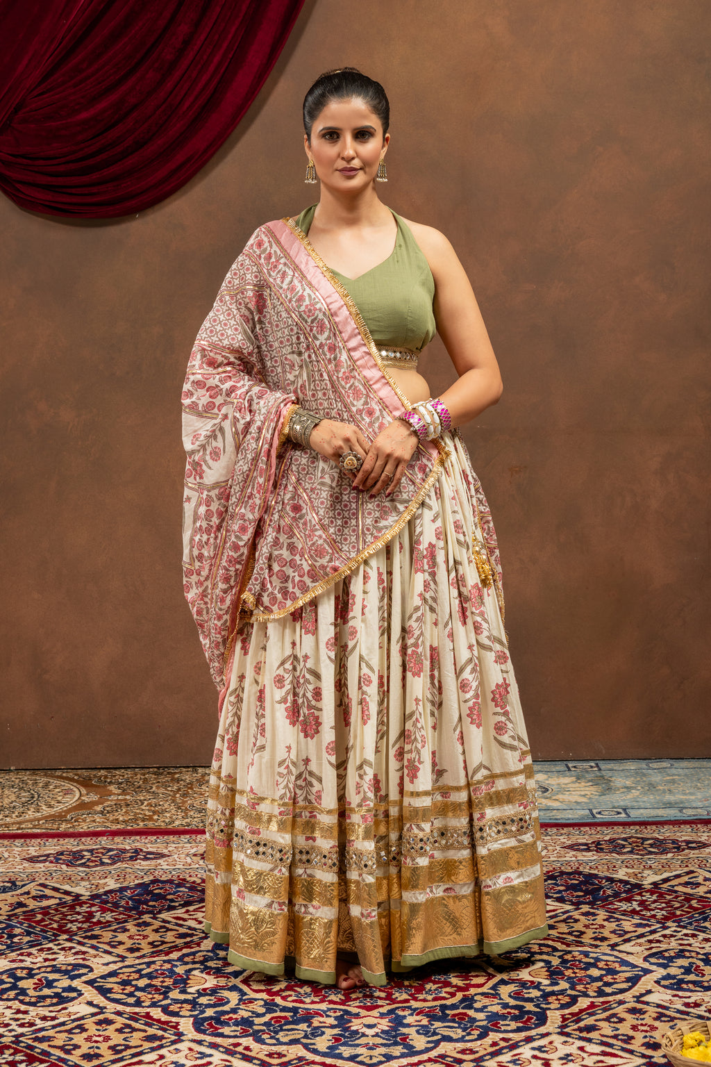 Kasumbi Choli Raas'26