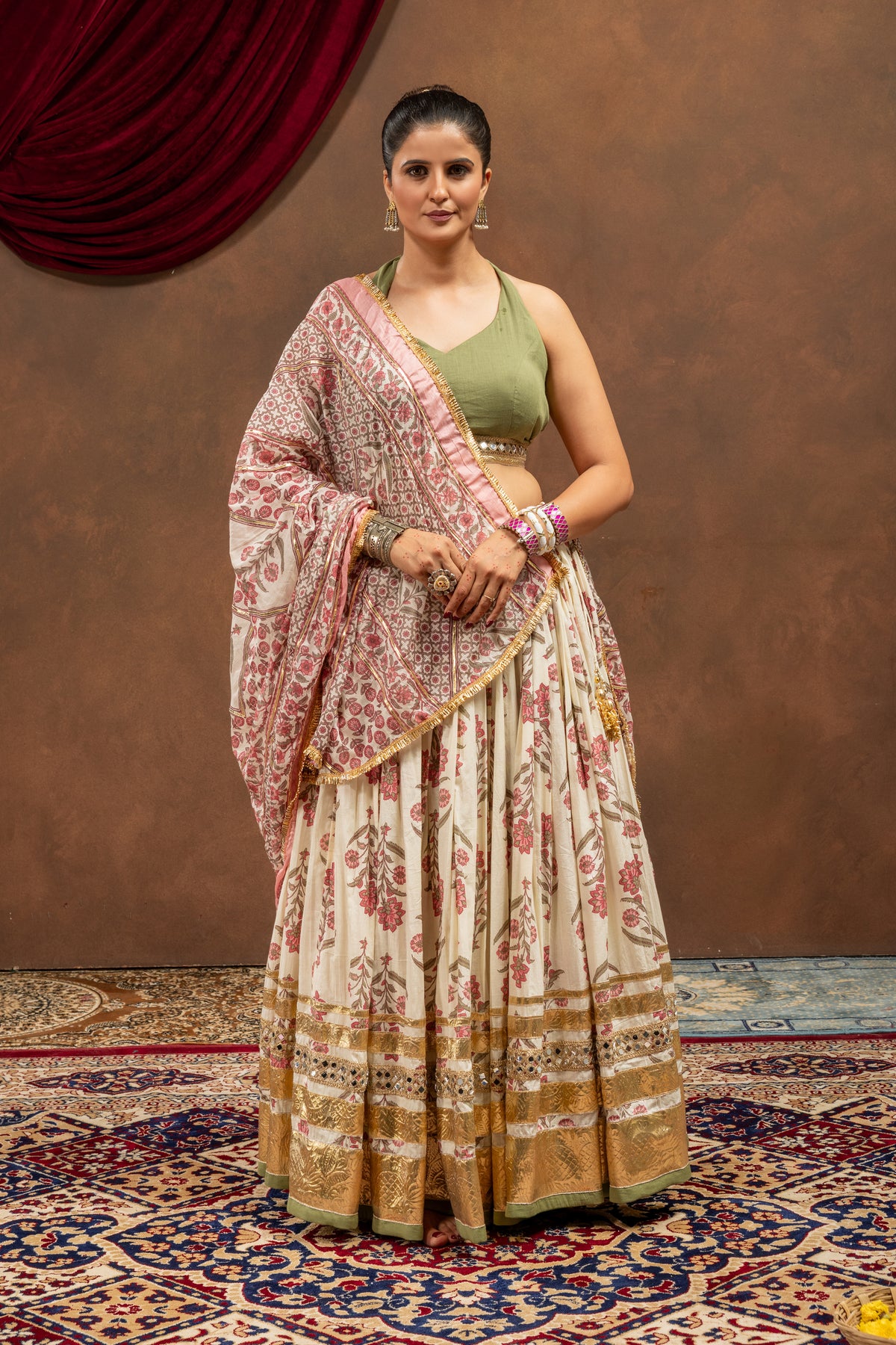 Kasumbi Choli Raas'26