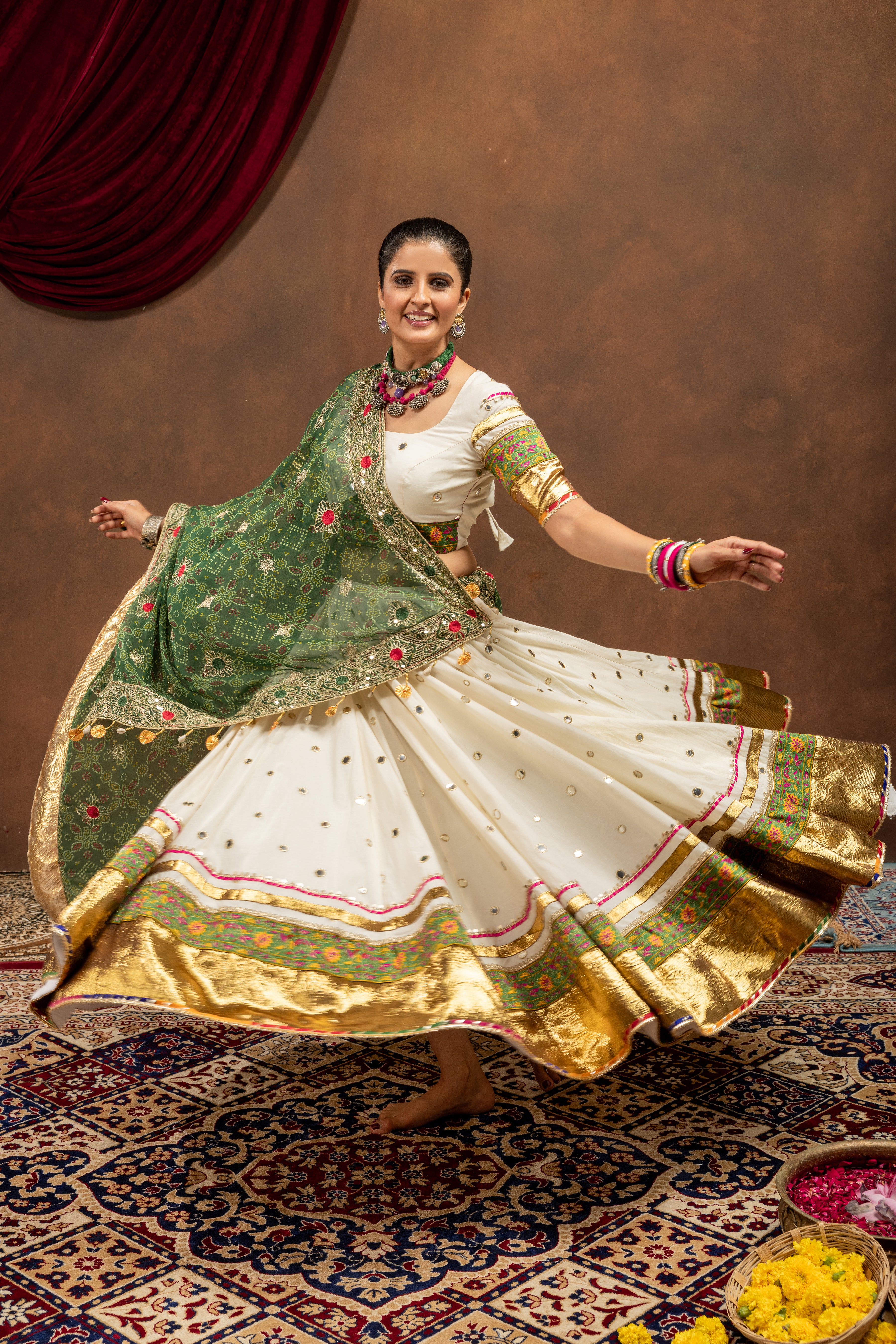Aabhala Choli Raas'26
