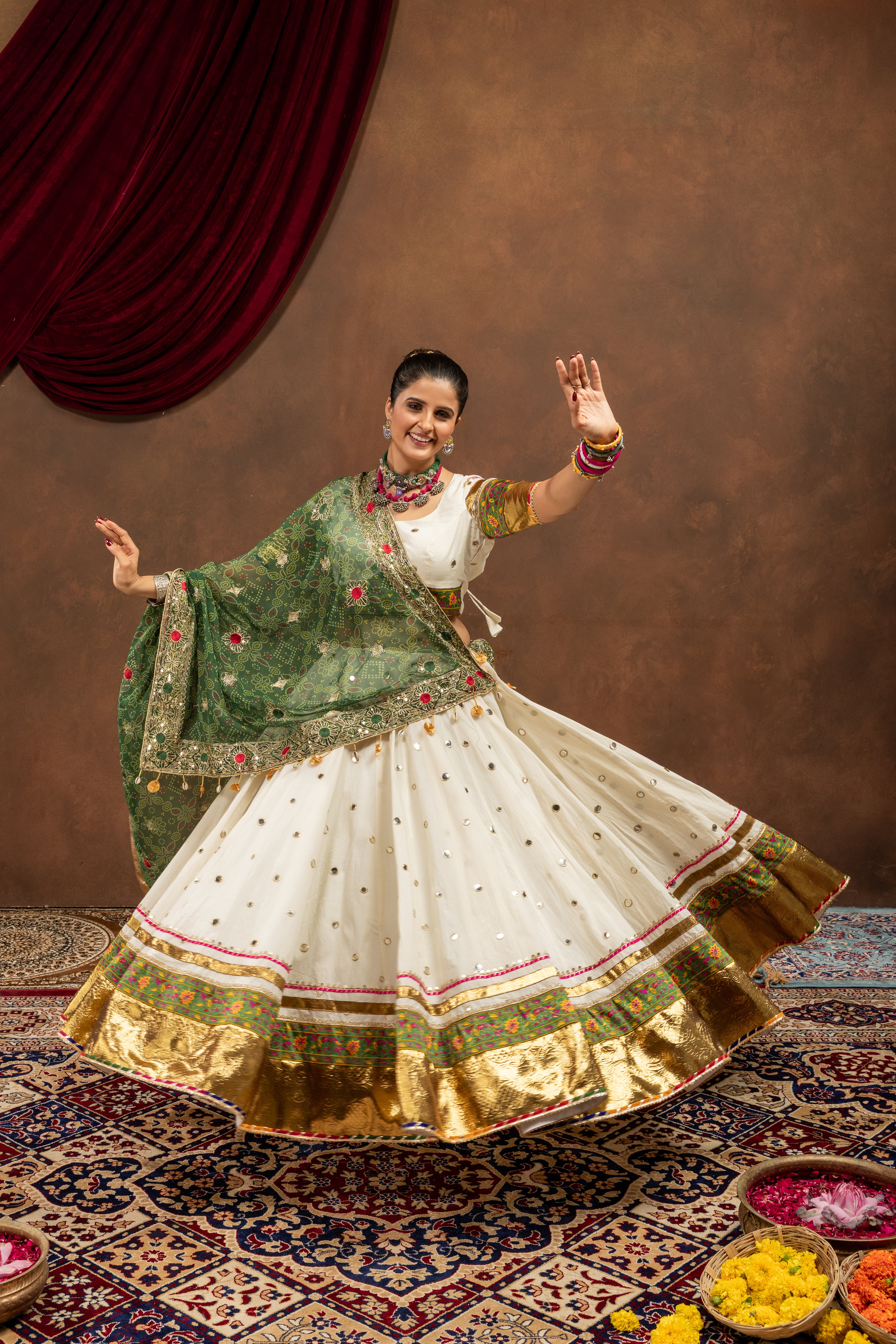 Aabhala Choli Raas'26