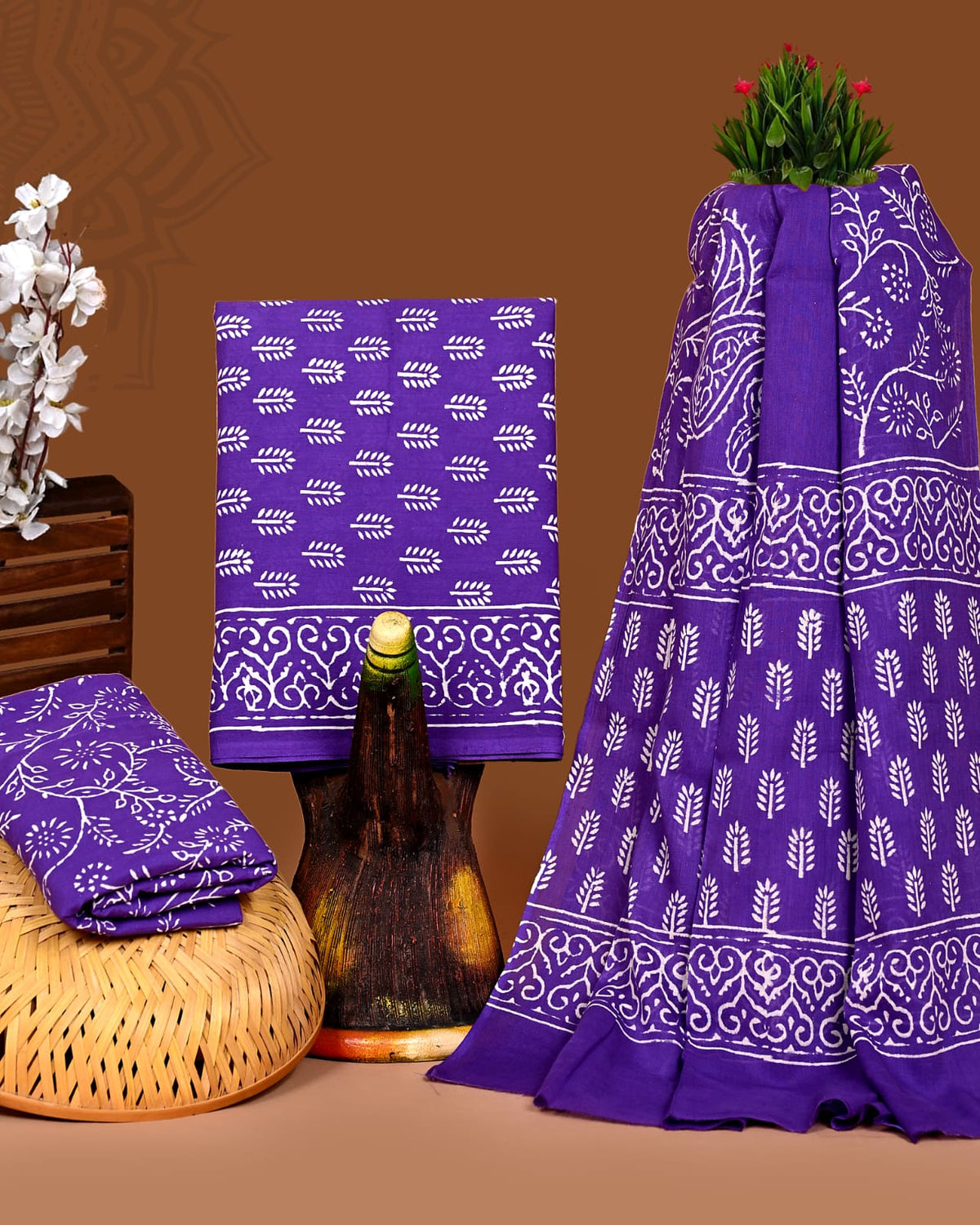 HANDBLOCK COTTON UNSTITCHED SUIT WITH COTTON DUPATTA